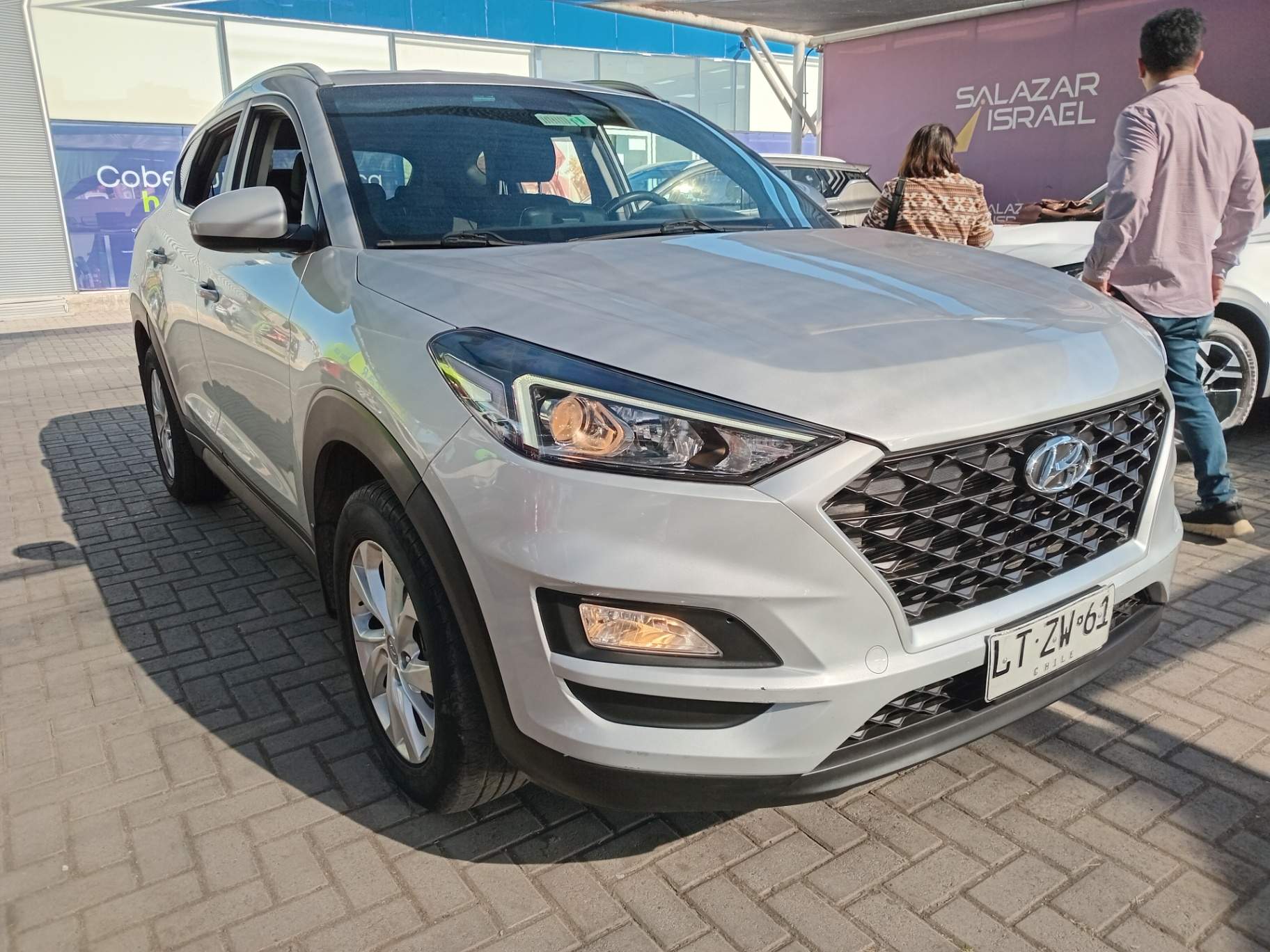 HYUNDAI