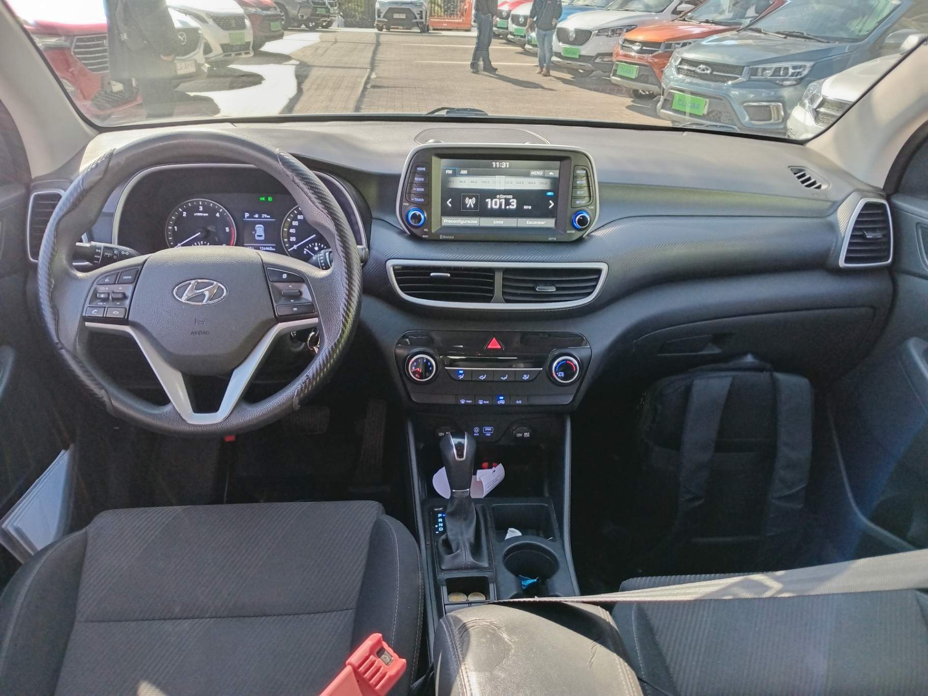 HYUNDAI - 2