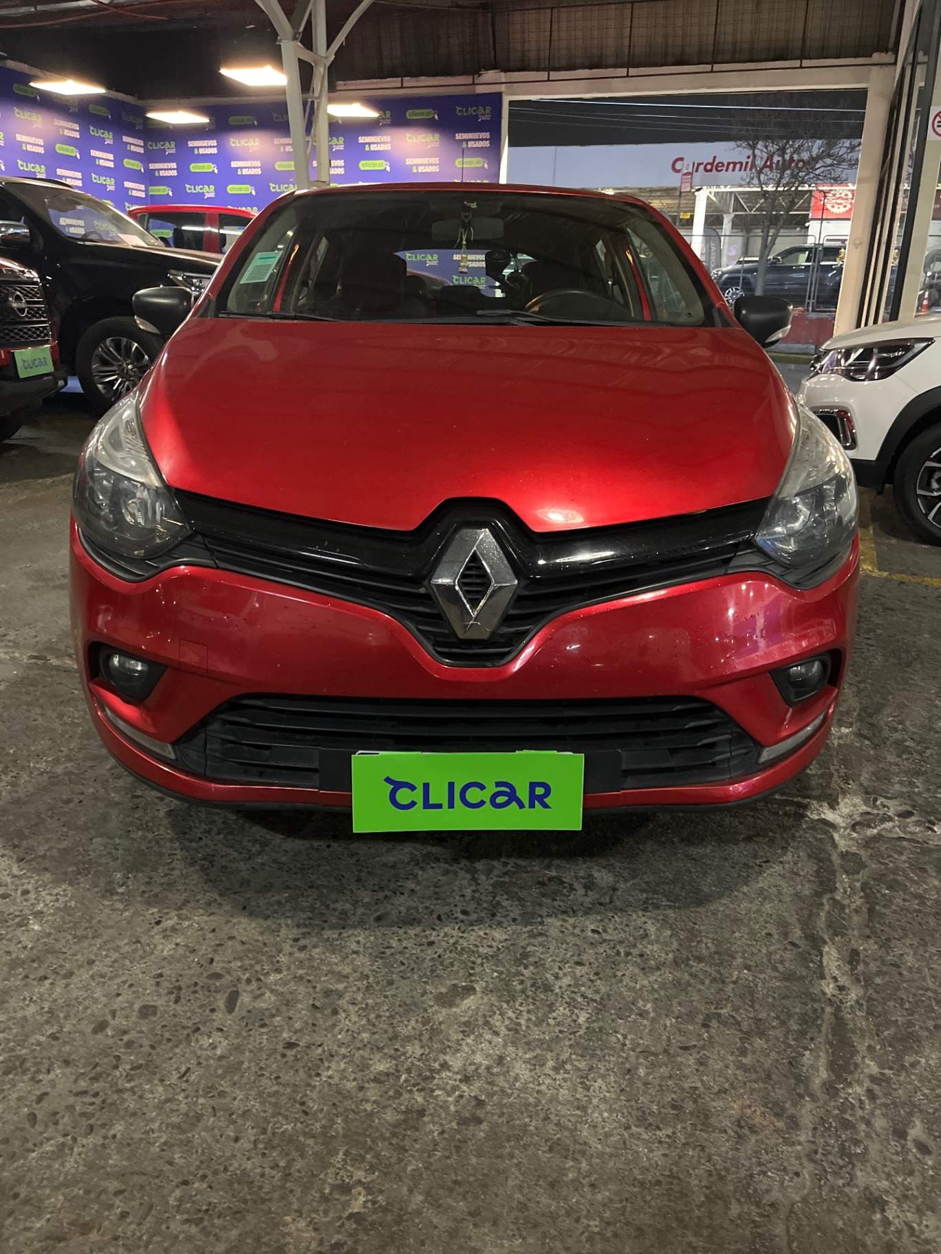 RENAULT - 1