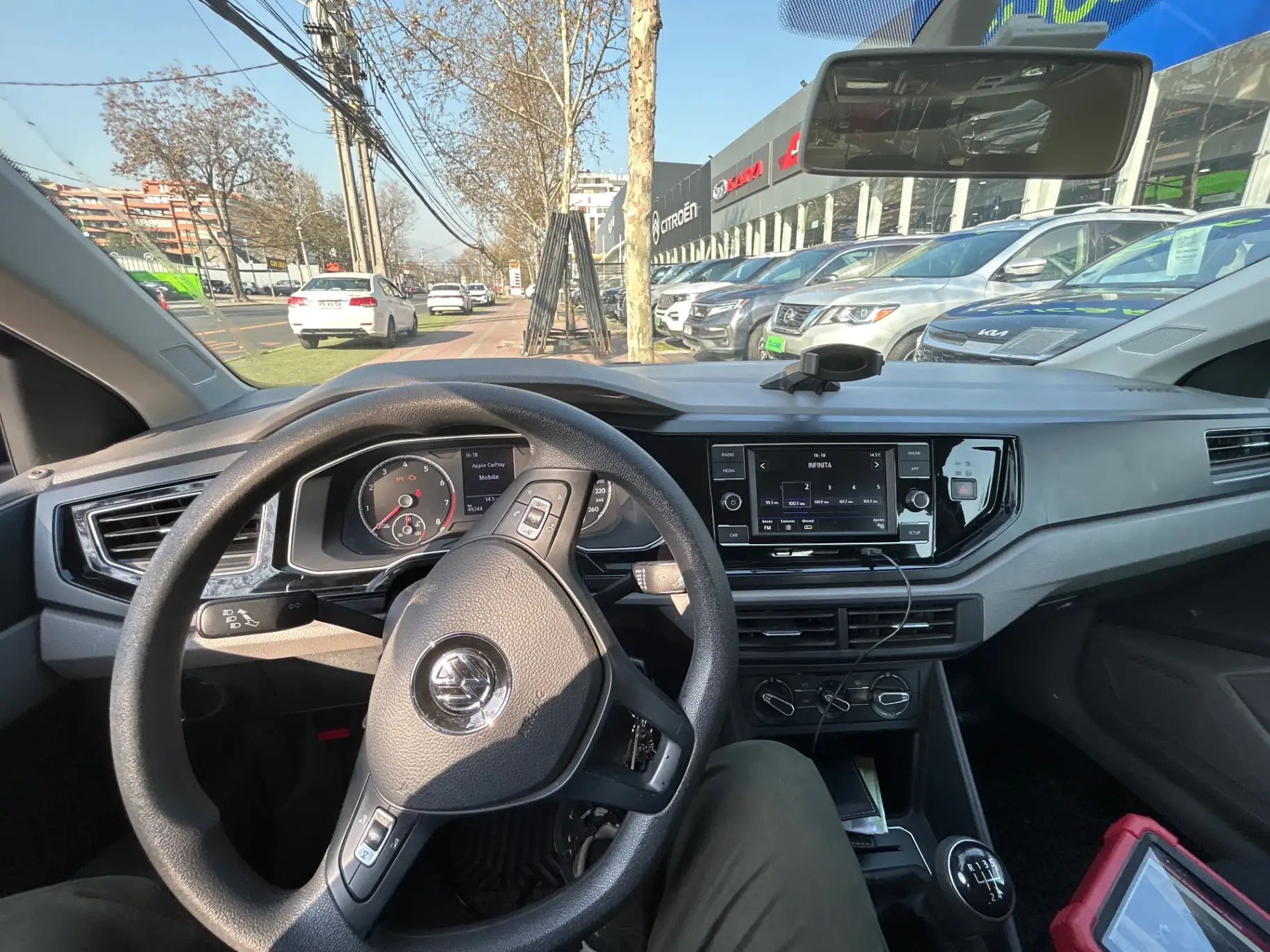 VOLKSWAGEN - 2