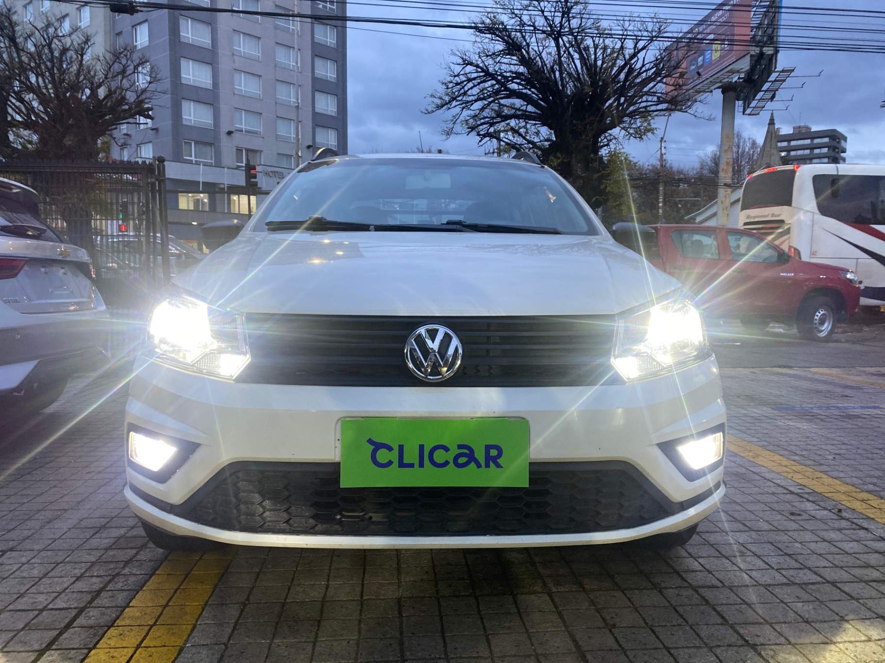 VOLKSWAGEN - 1