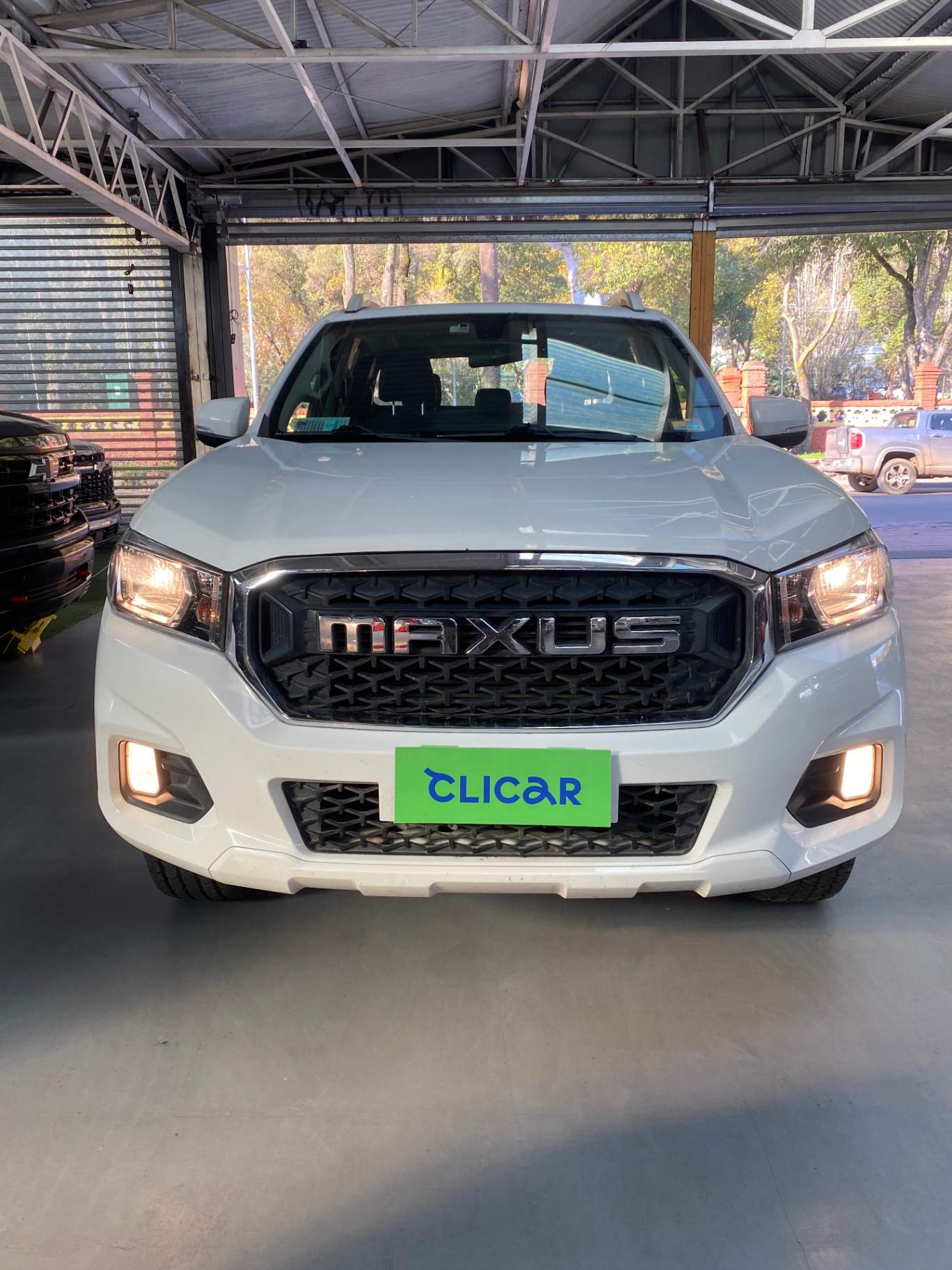 MAXUS - 1
