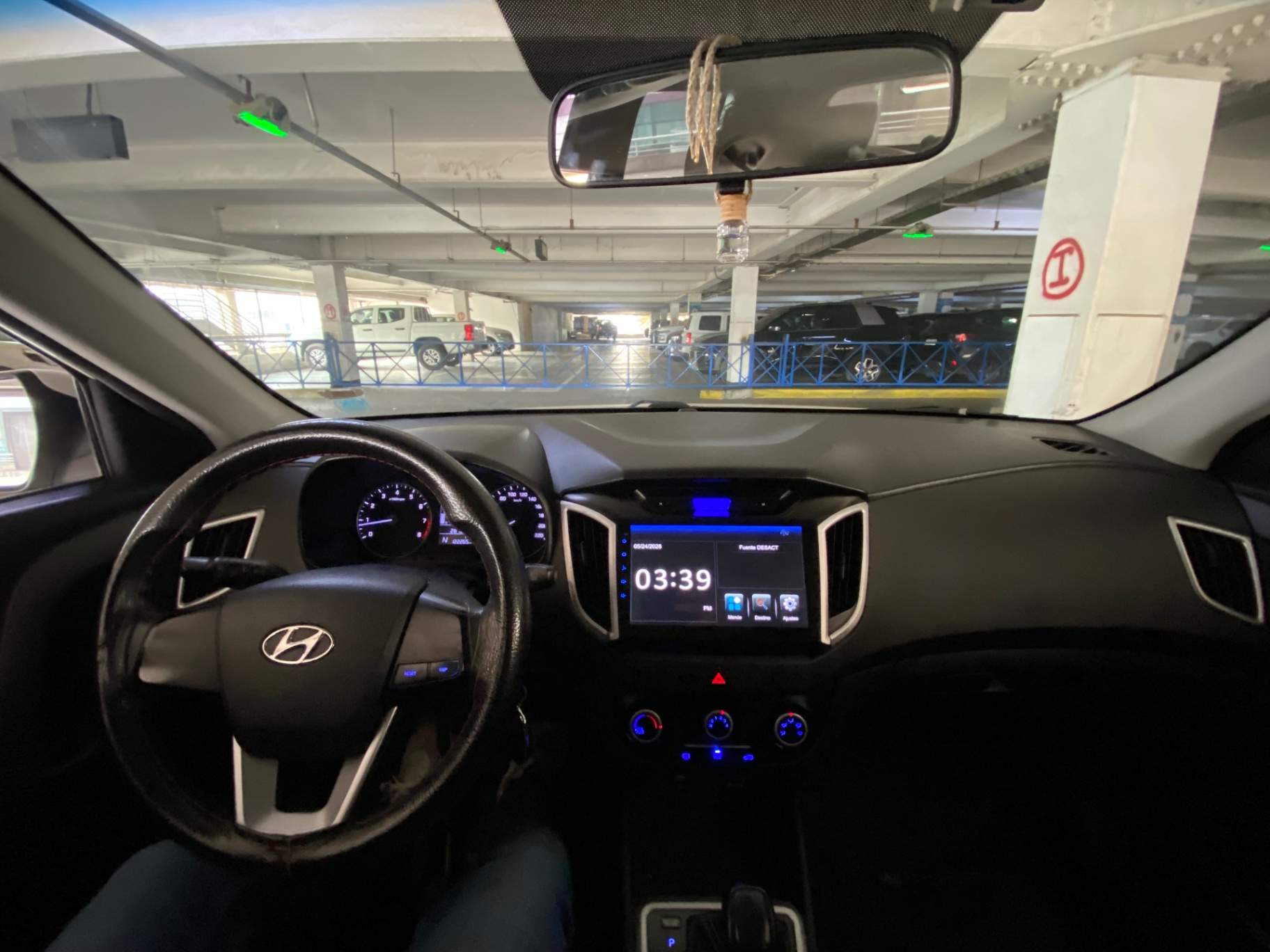 HYUNDAI - 2