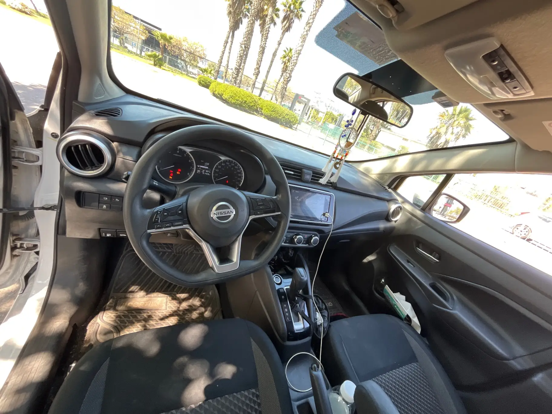 NISSAN - 2