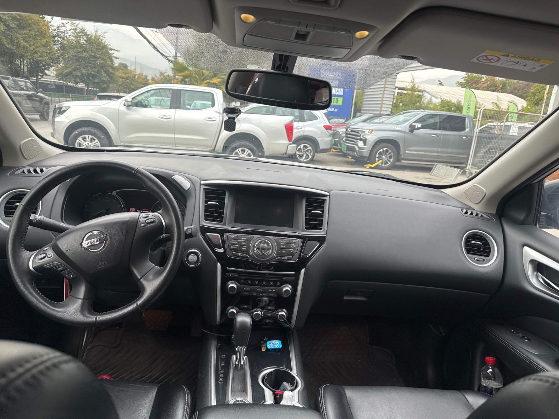 NISSAN - 2