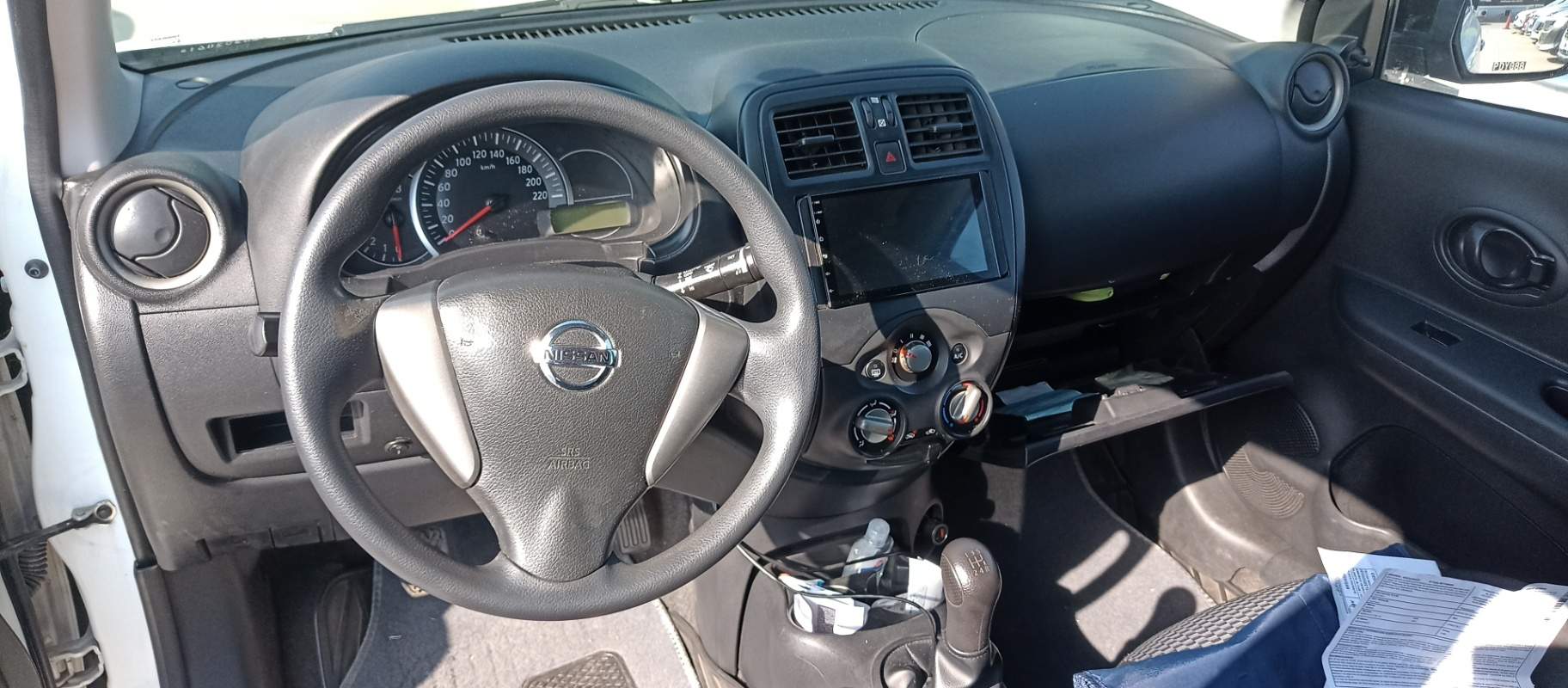 NISSAN - 2