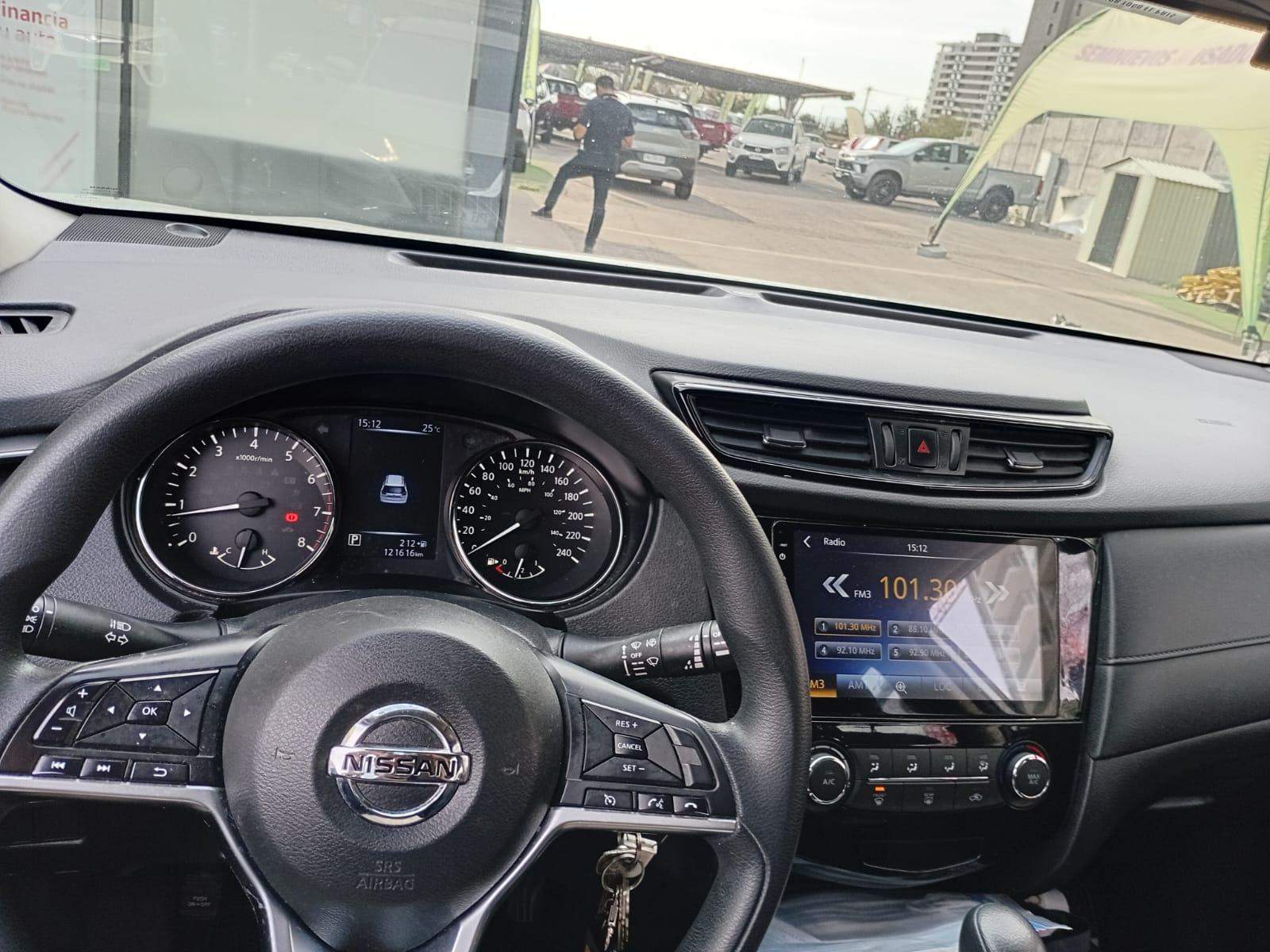 NISSAN - 2