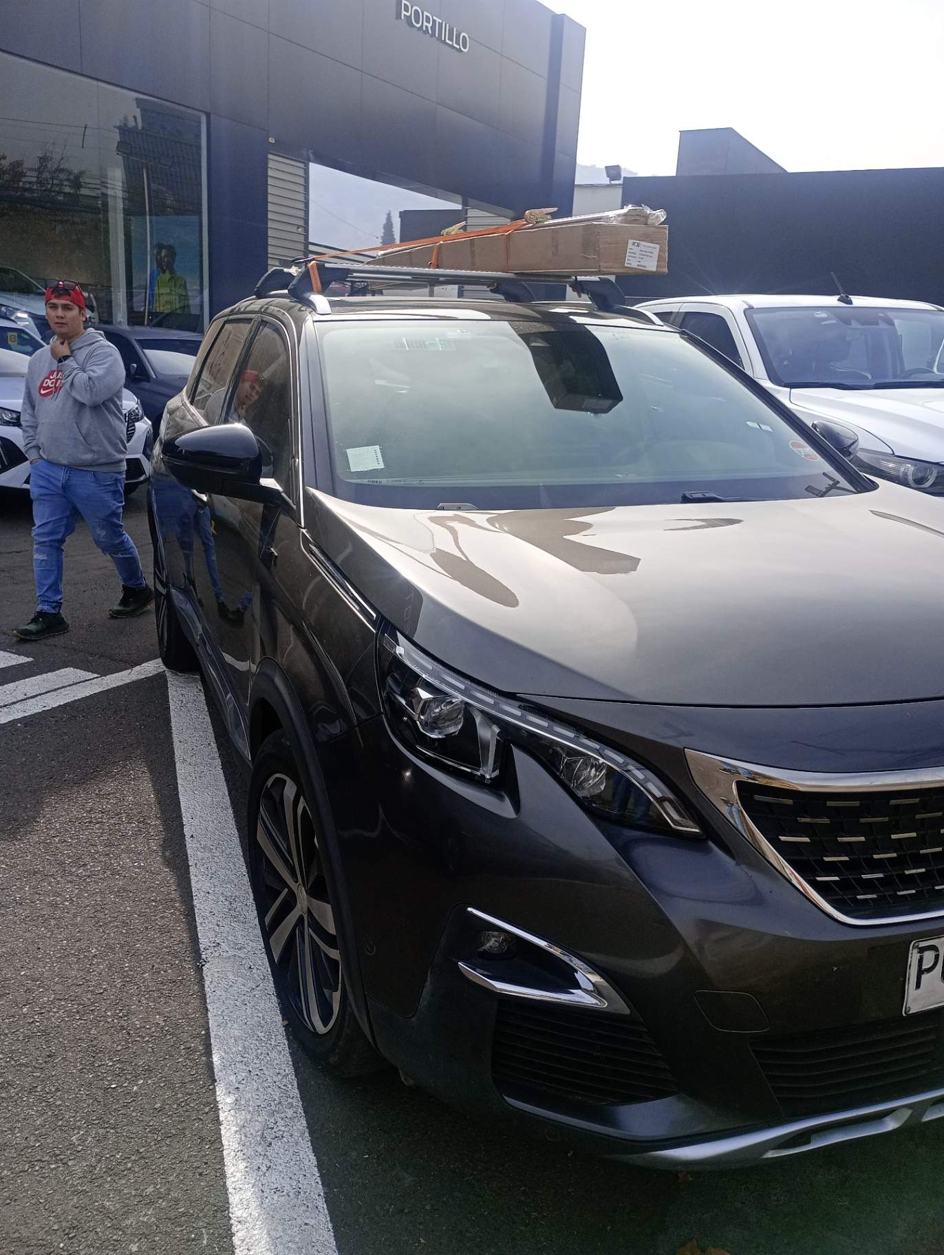 PEUGEOT
