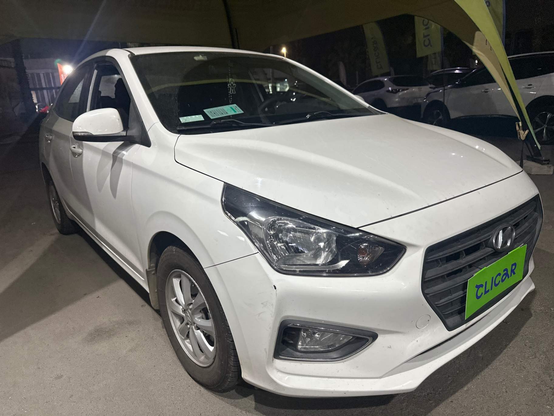HYUNDAI