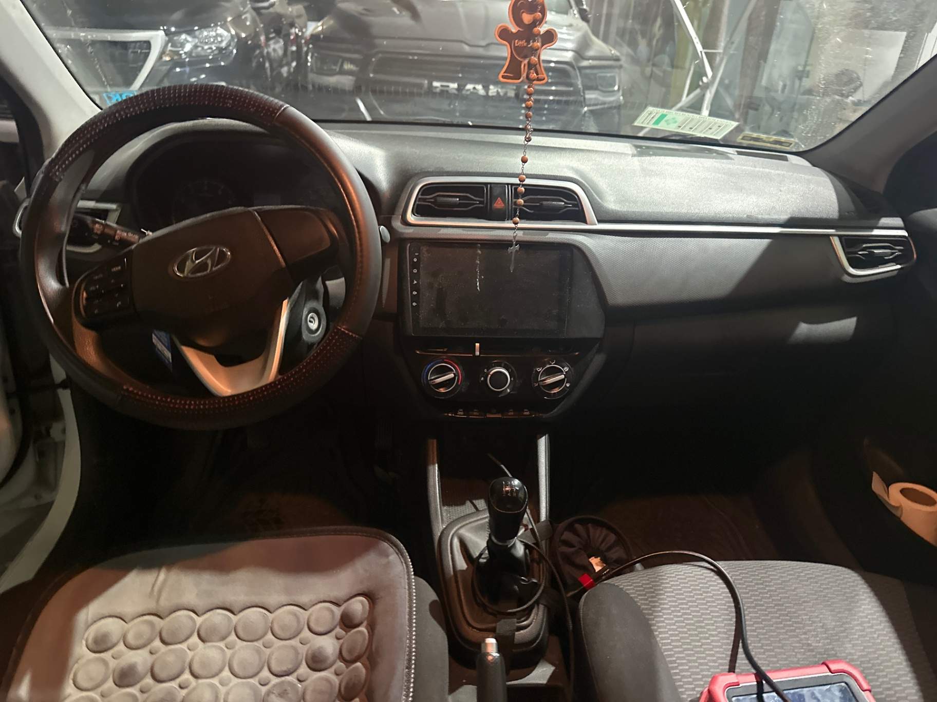 HYUNDAI - 2