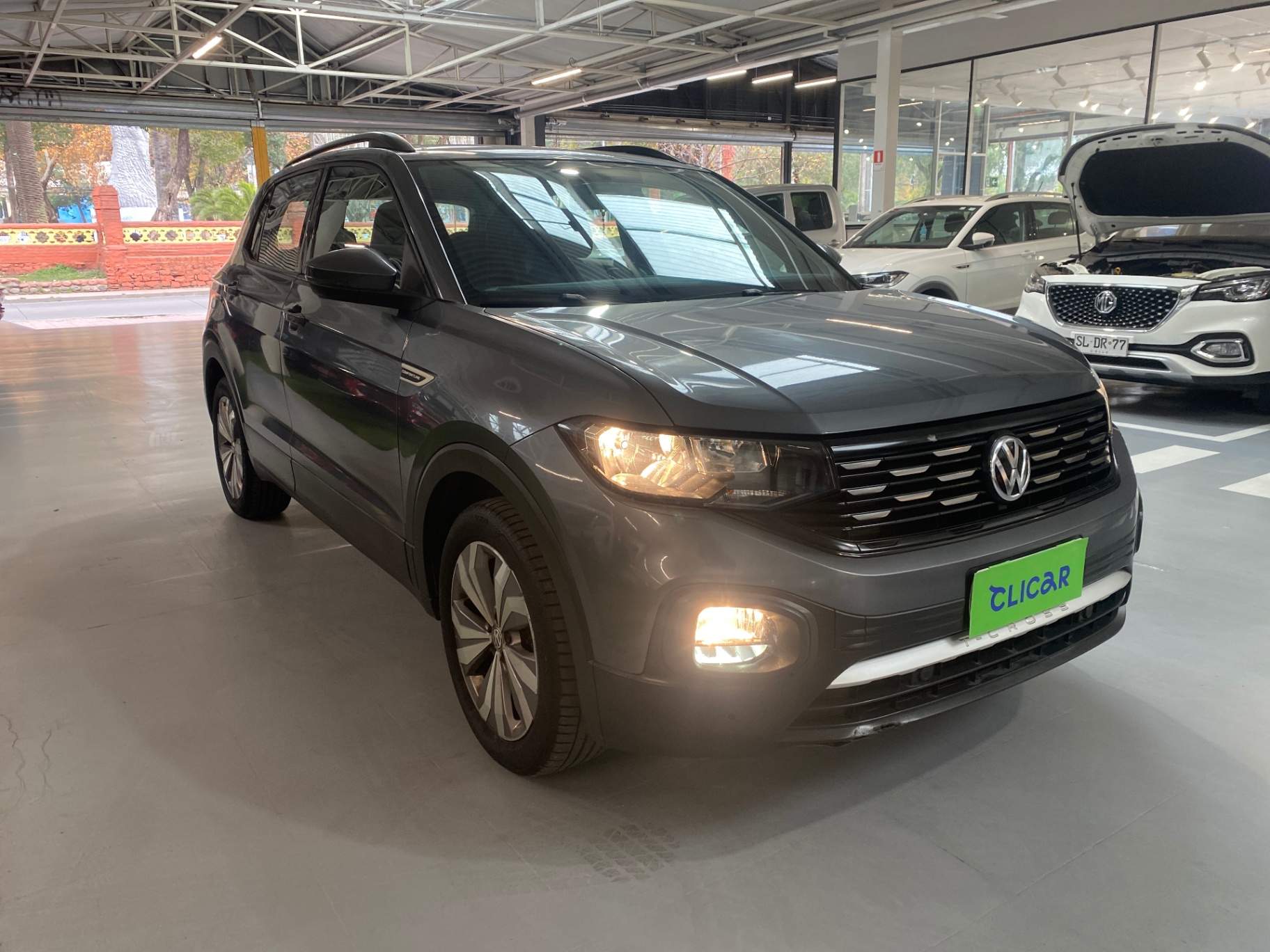 VOLKSWAGEN