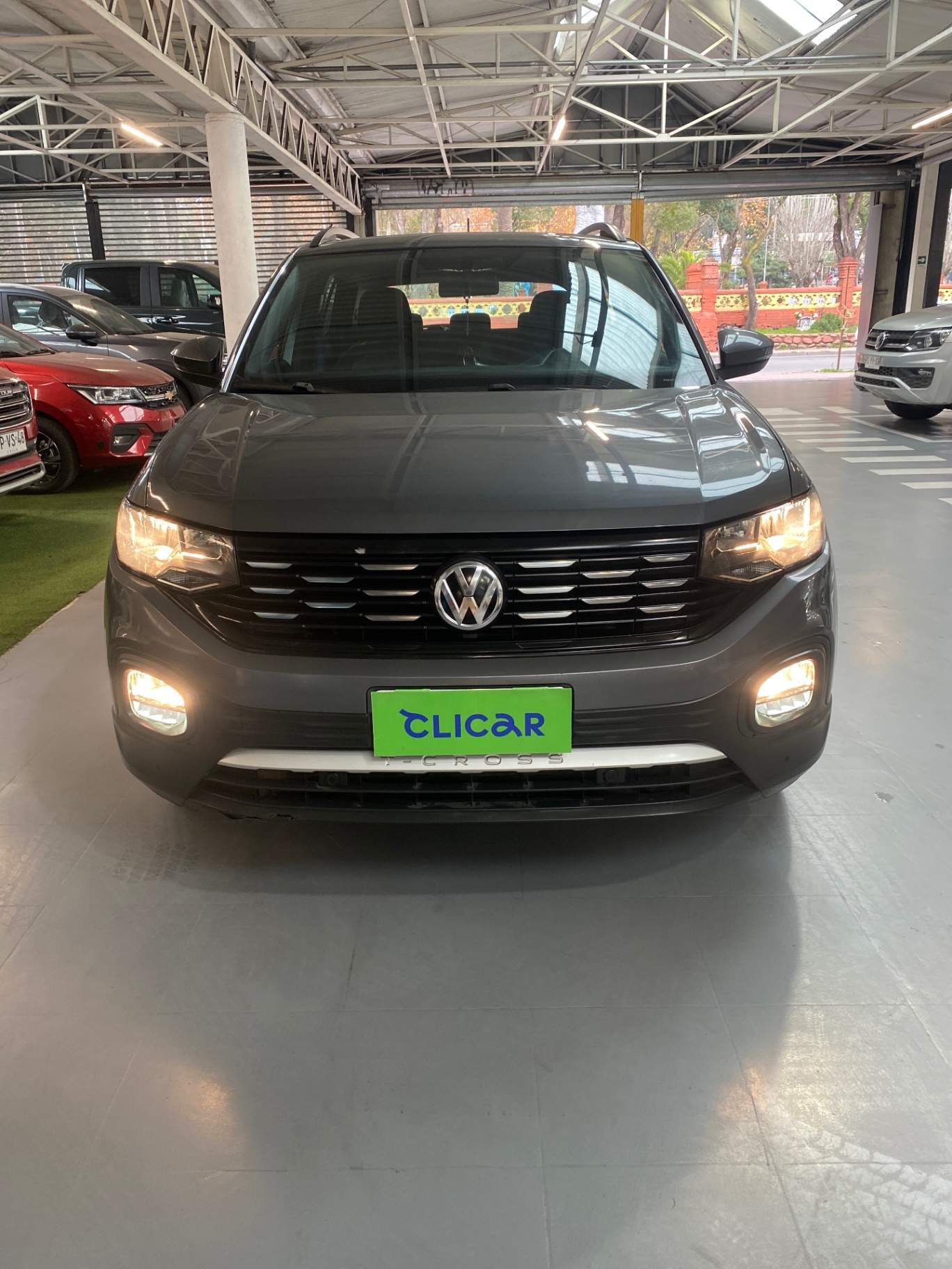 VOLKSWAGEN - 1
