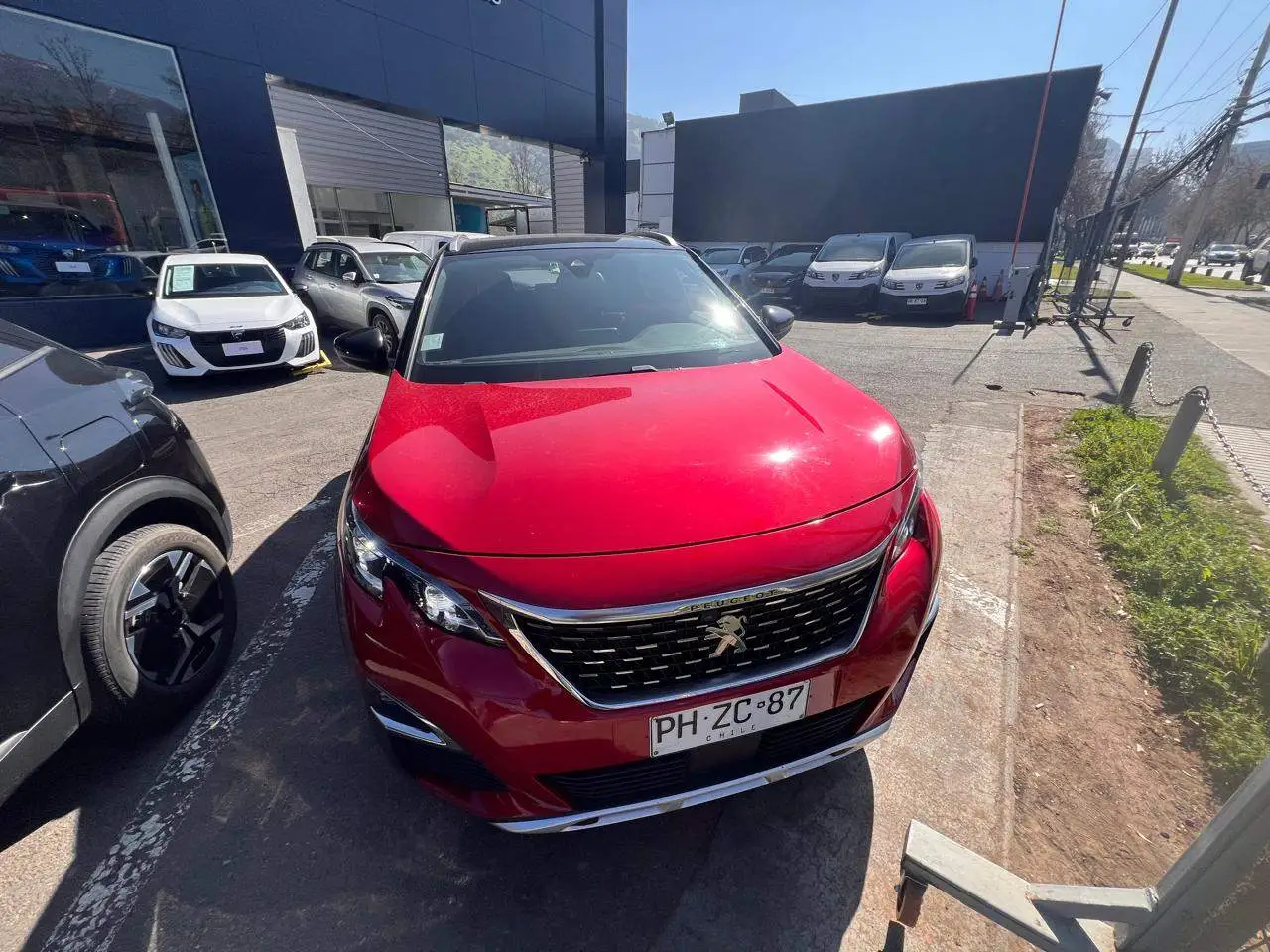 PEUGEOT