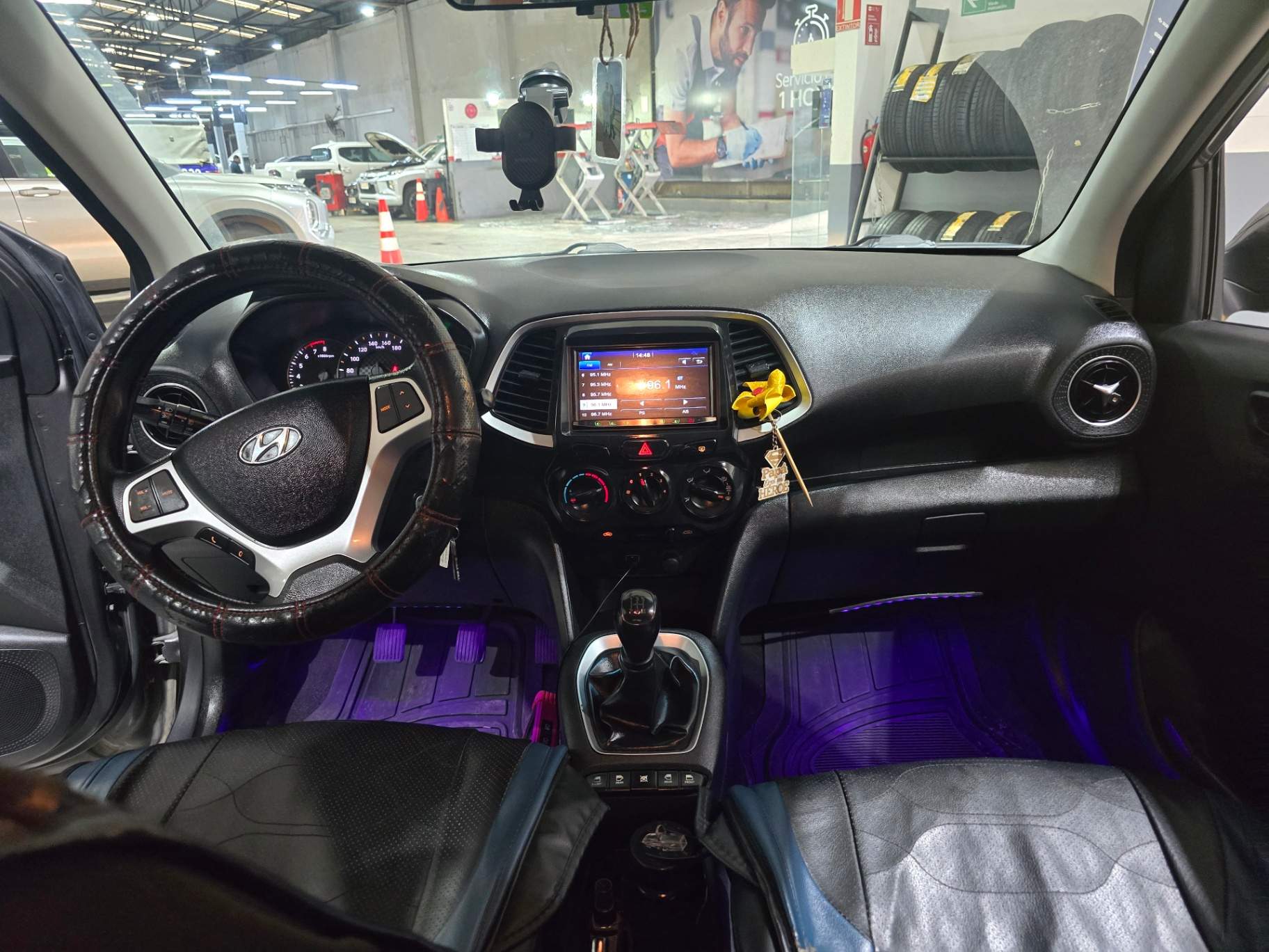 HYUNDAI - 2