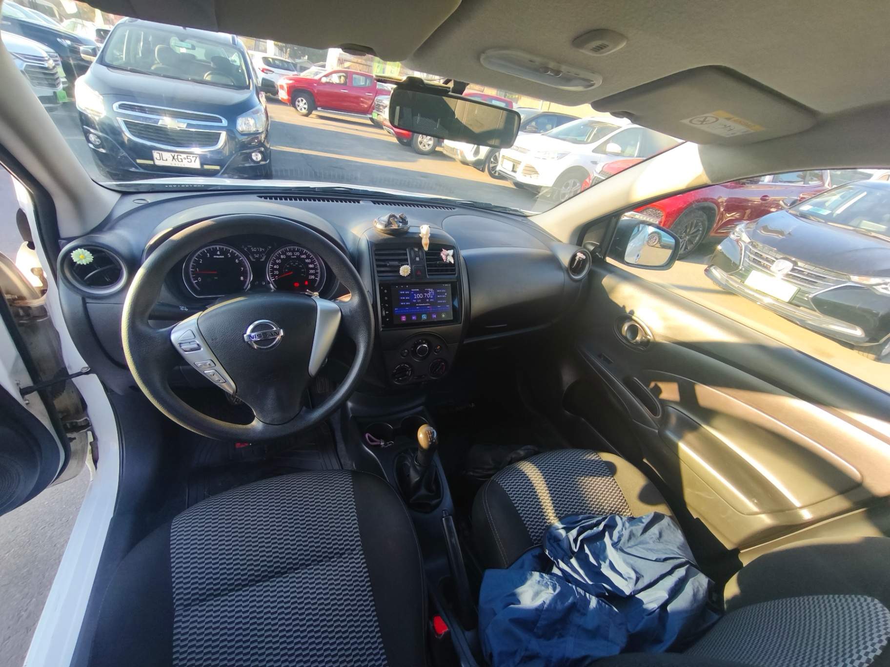 NISSAN - 2
