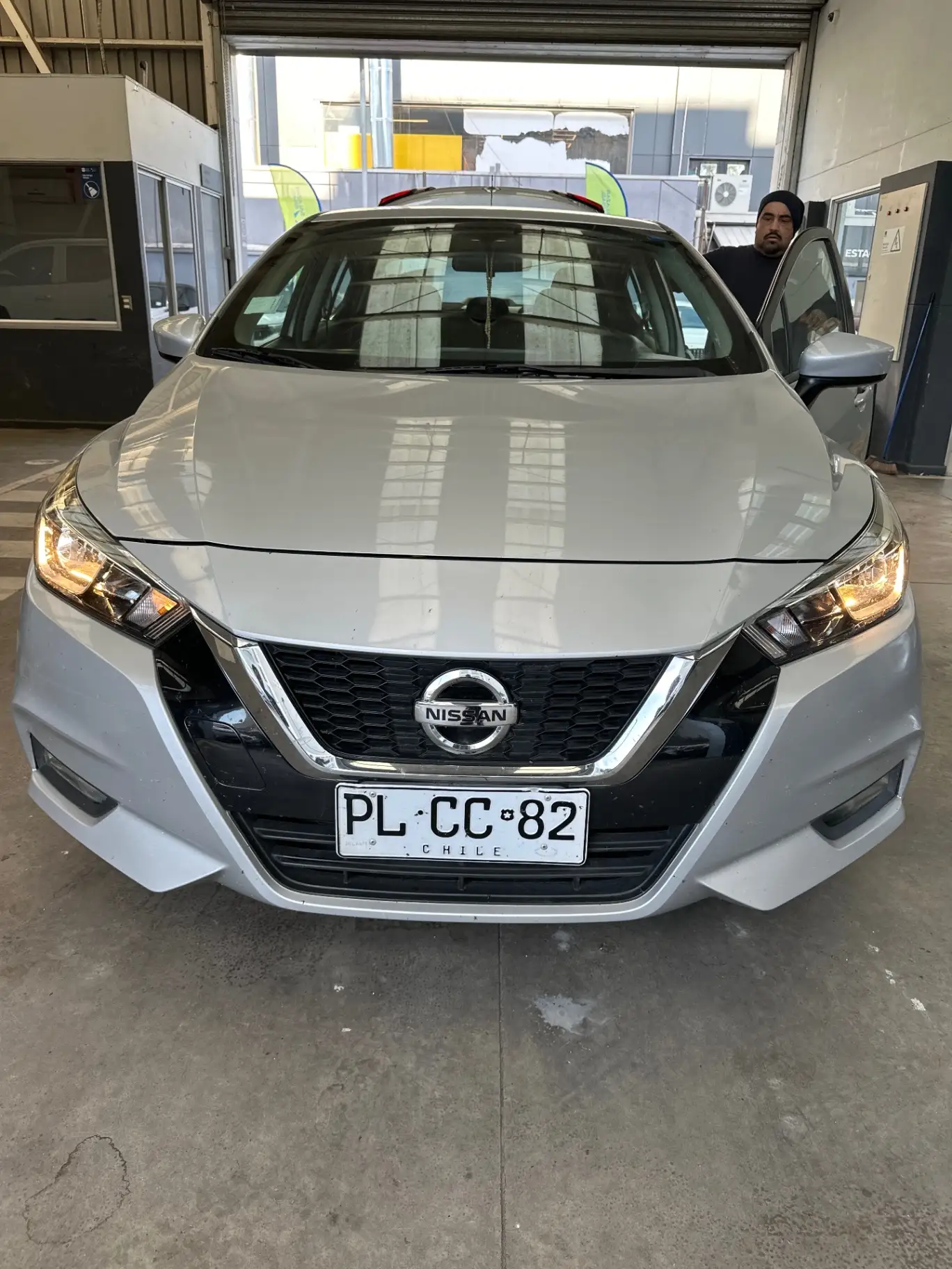 NISSAN - 1