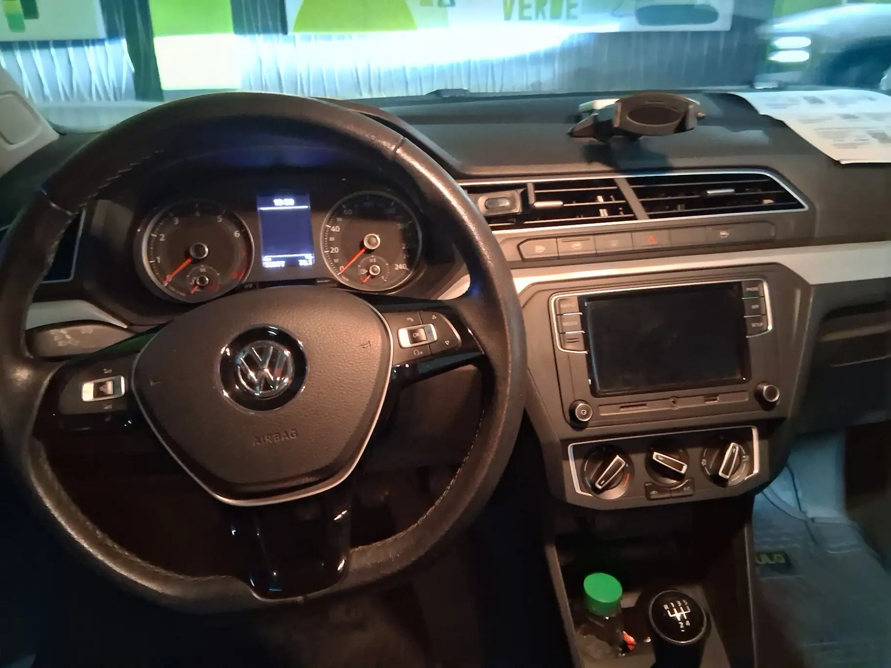VOLKSWAGEN - 2