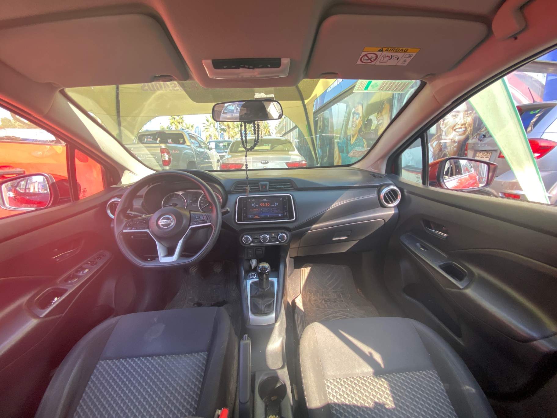 NISSAN - 2