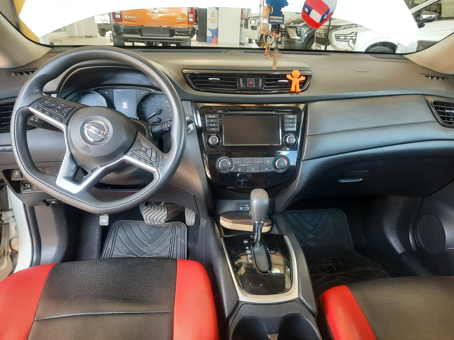 NISSAN - 2
