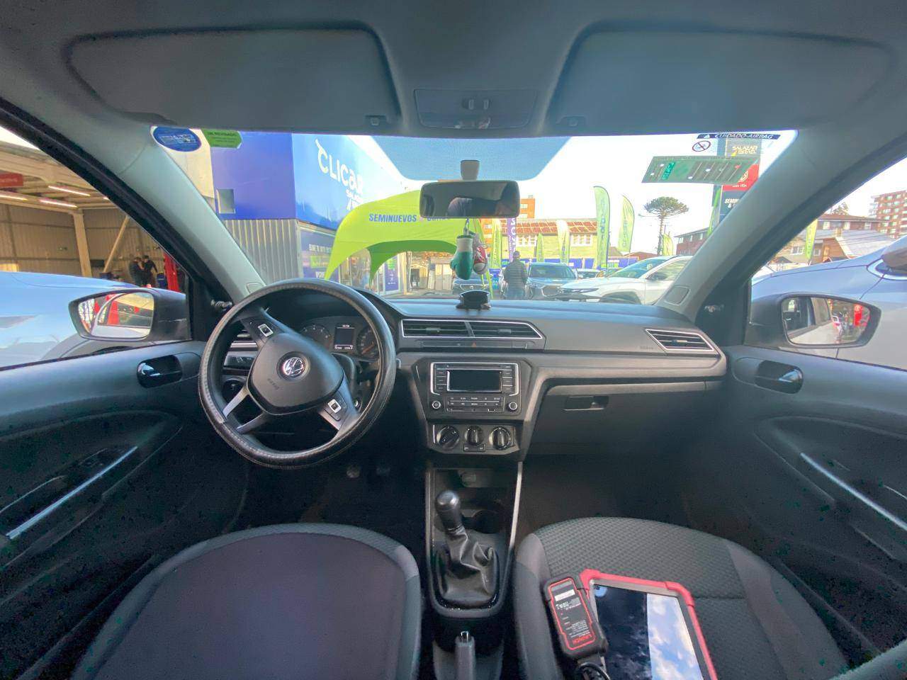 VOLKSWAGEN - 2