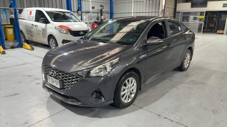 HYUNDAI - 1