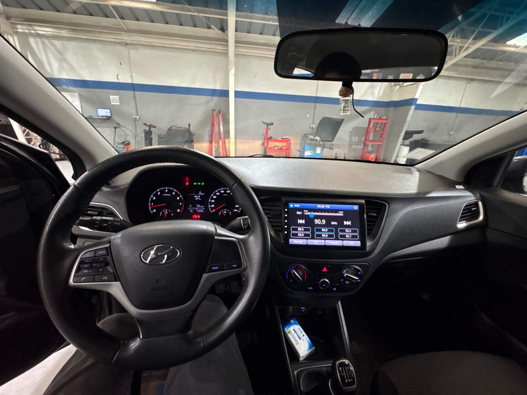 HYUNDAI - 2