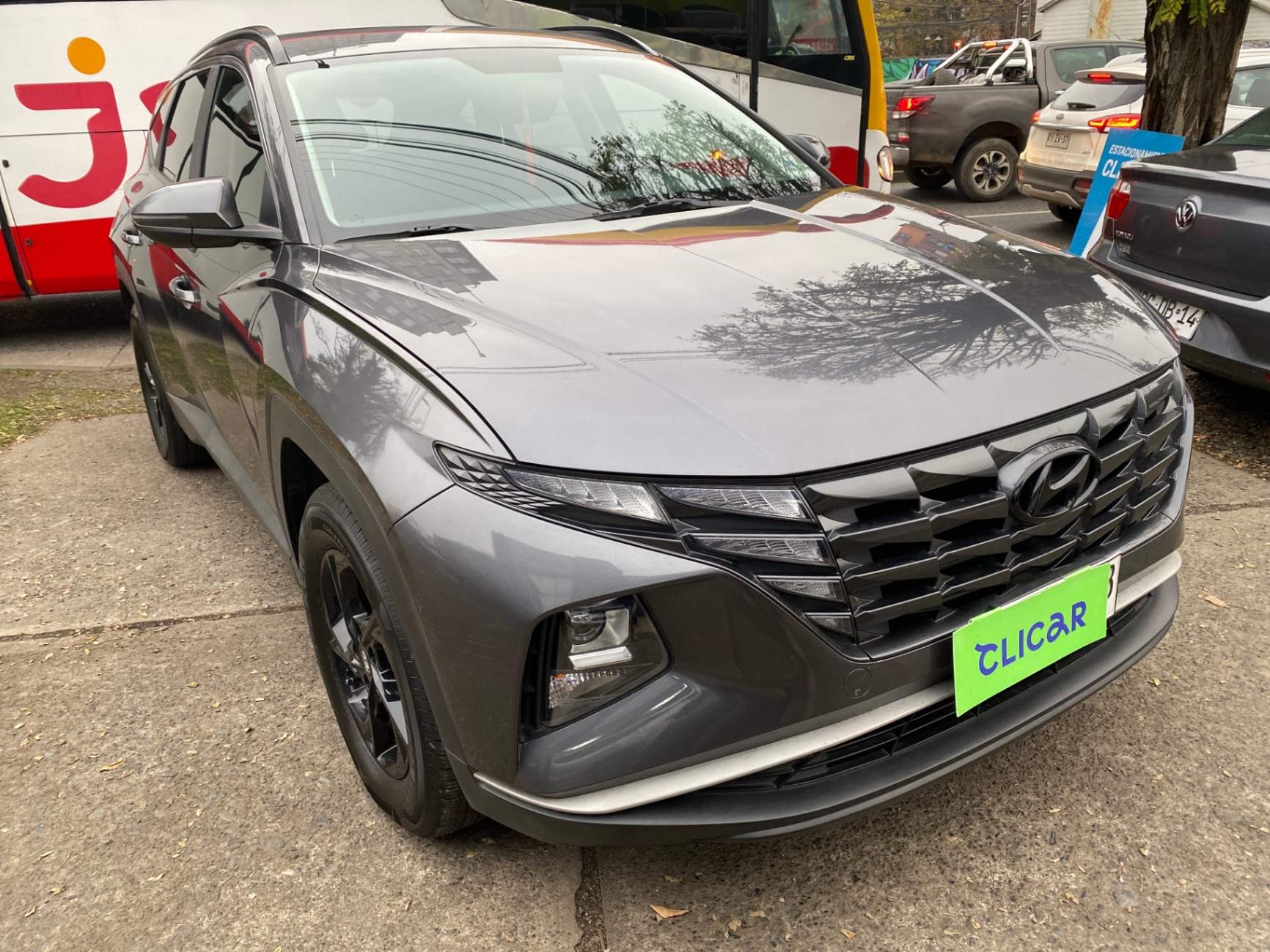 HYUNDAI
