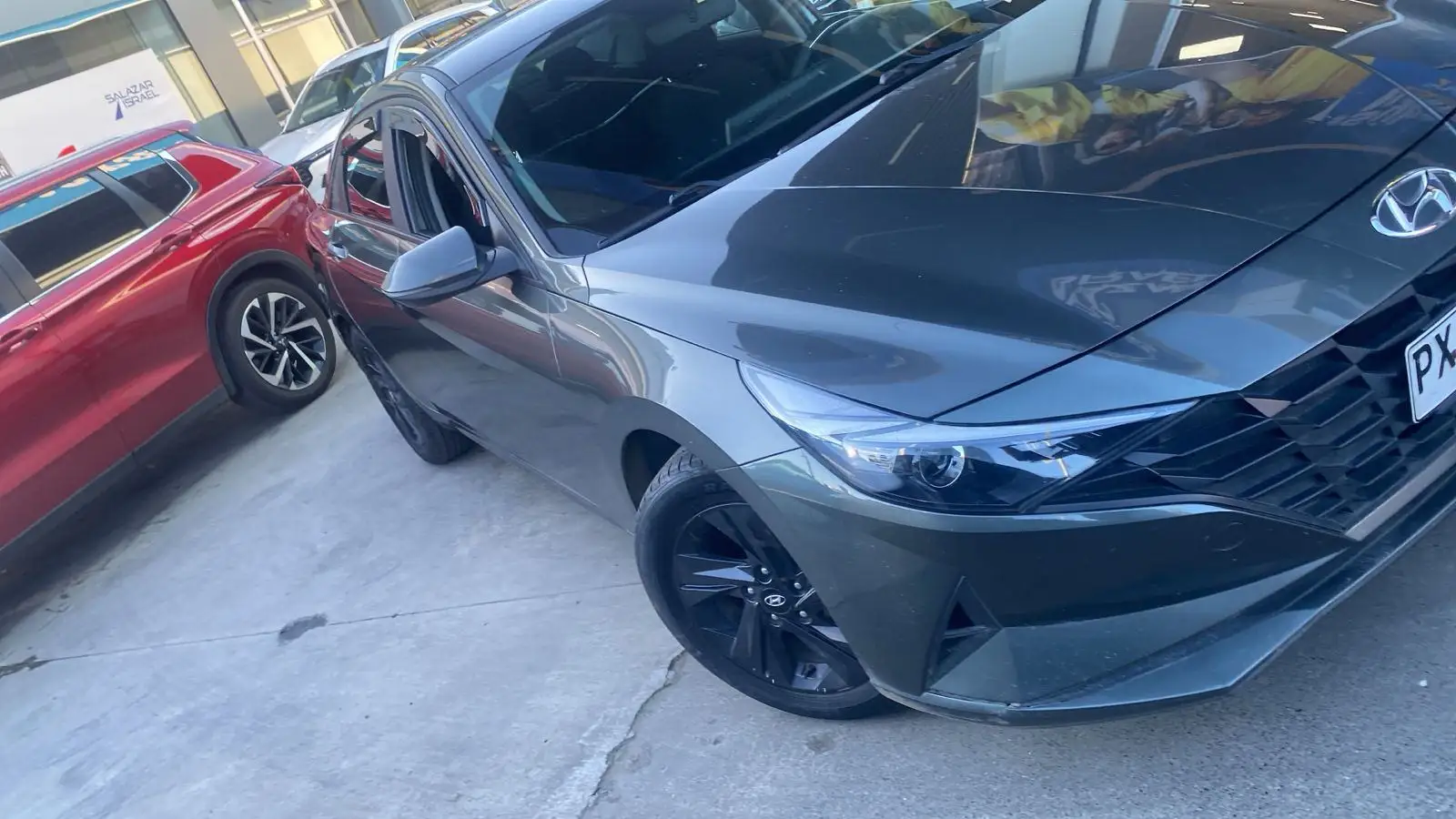 HYUNDAI