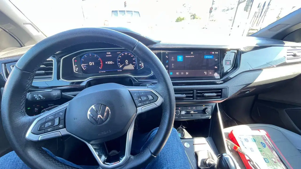 VOLKSWAGEN - 2