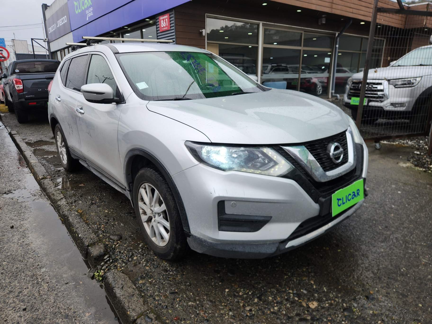 NISSAN