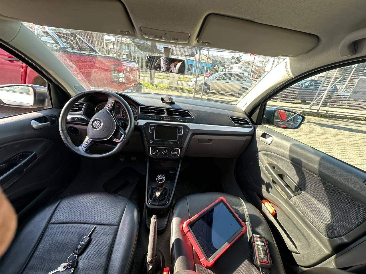 VOLKSWAGEN - 2
