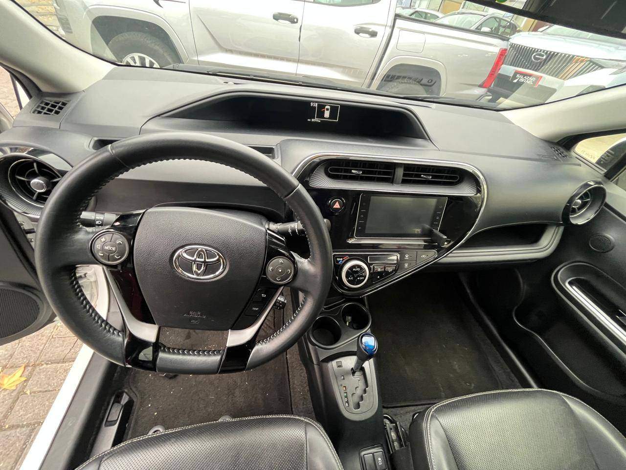 TOYOTA - 2