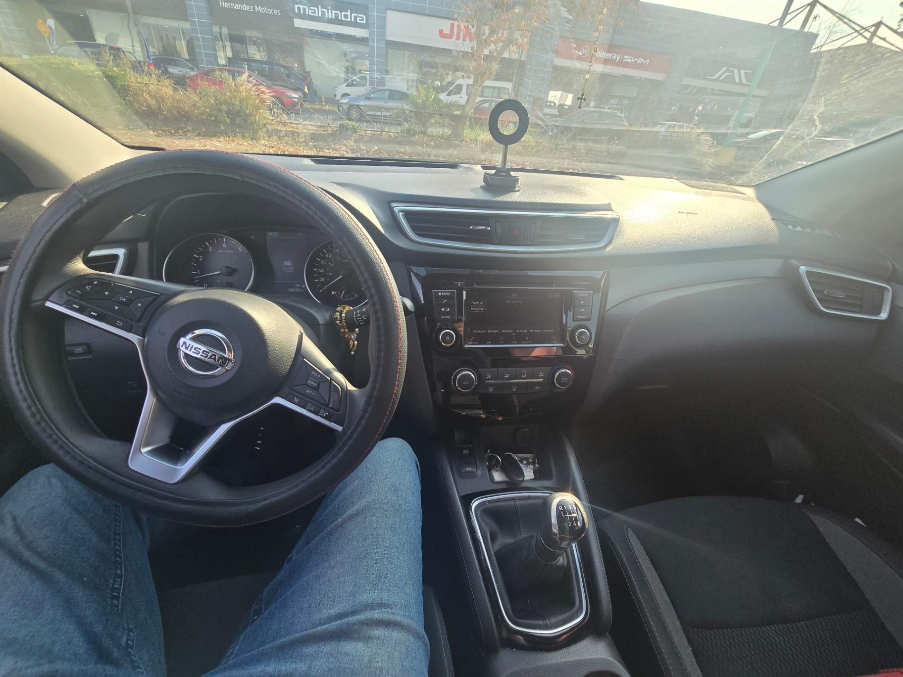 NISSAN - 2