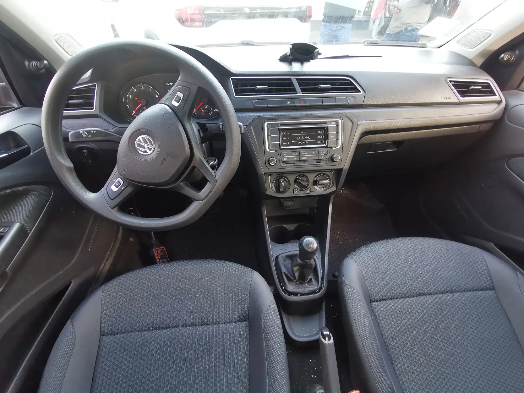 VOLKSWAGEN - 2