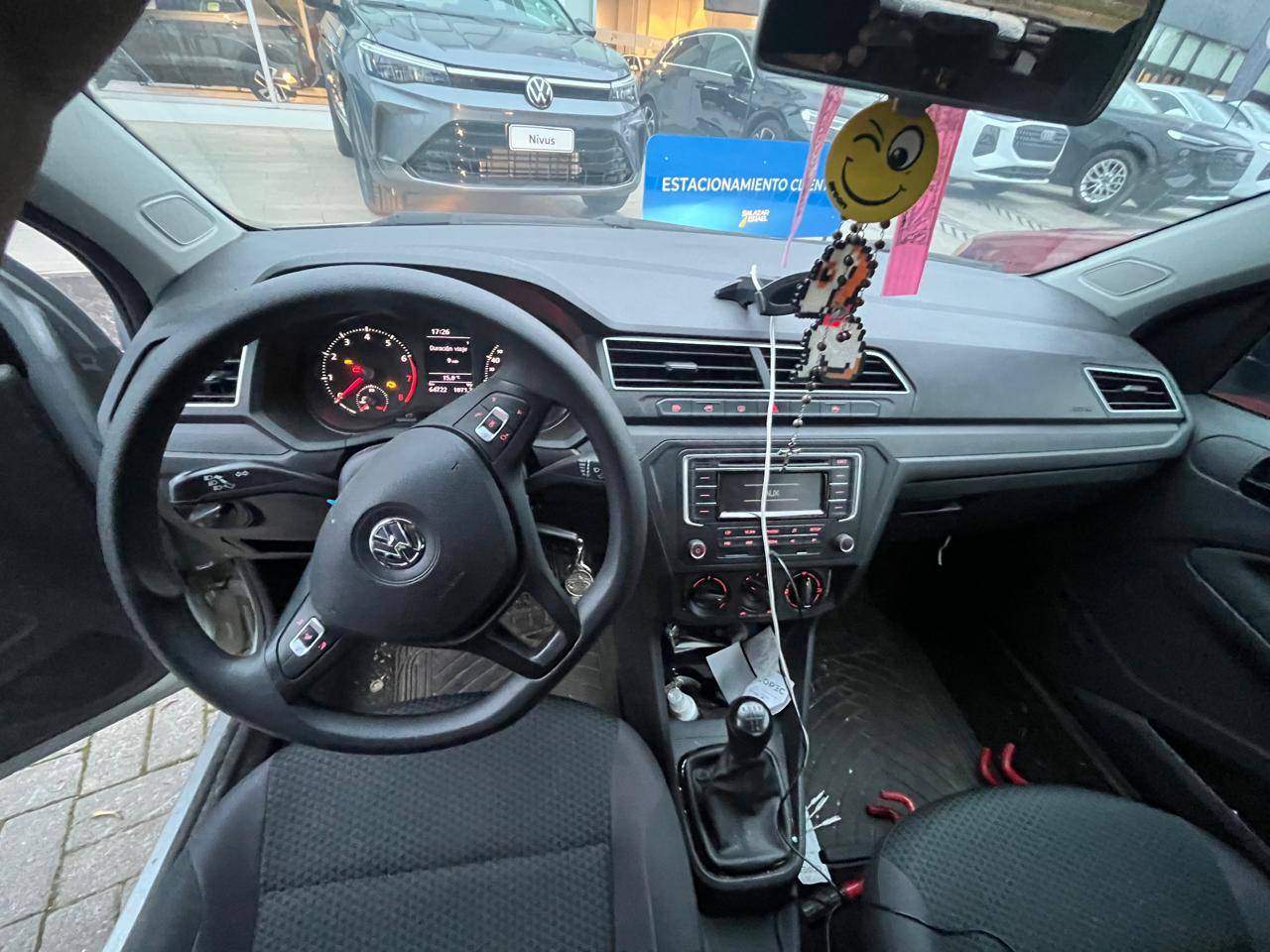VOLKSWAGEN - 2