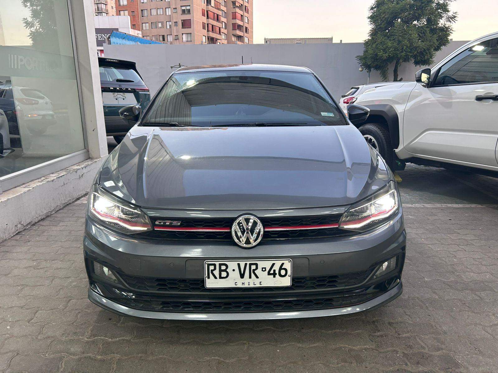 VOLKSWAGEN - 1