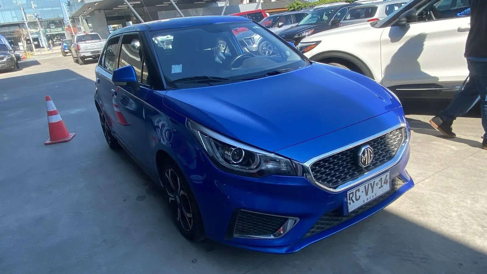 MG