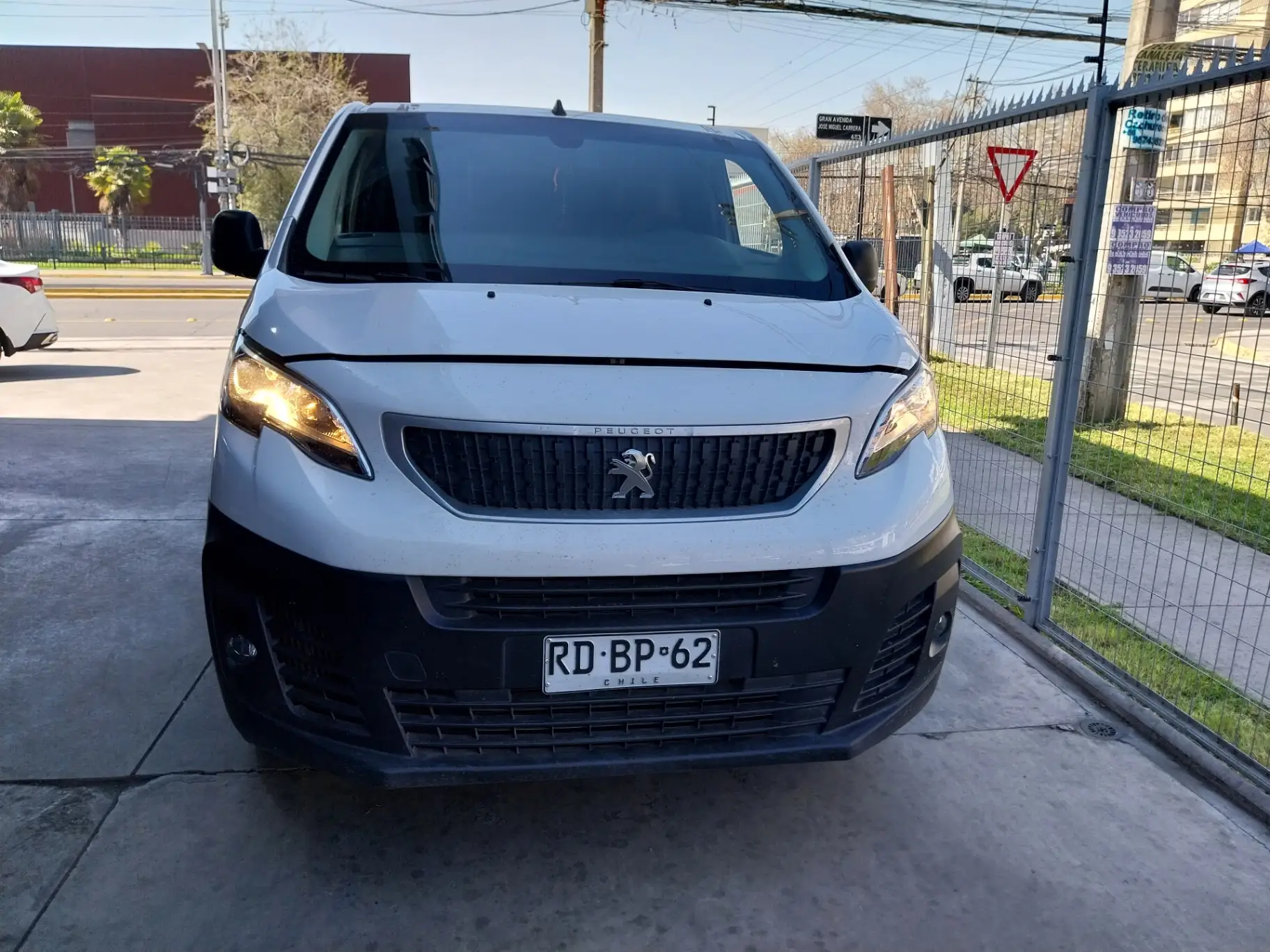 PEUGEOT - 1
