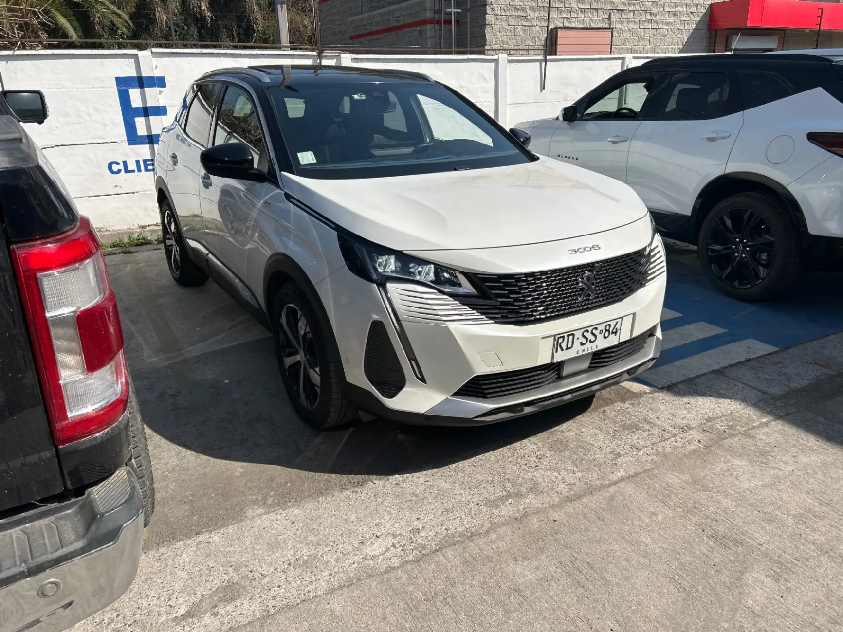 PEUGEOT