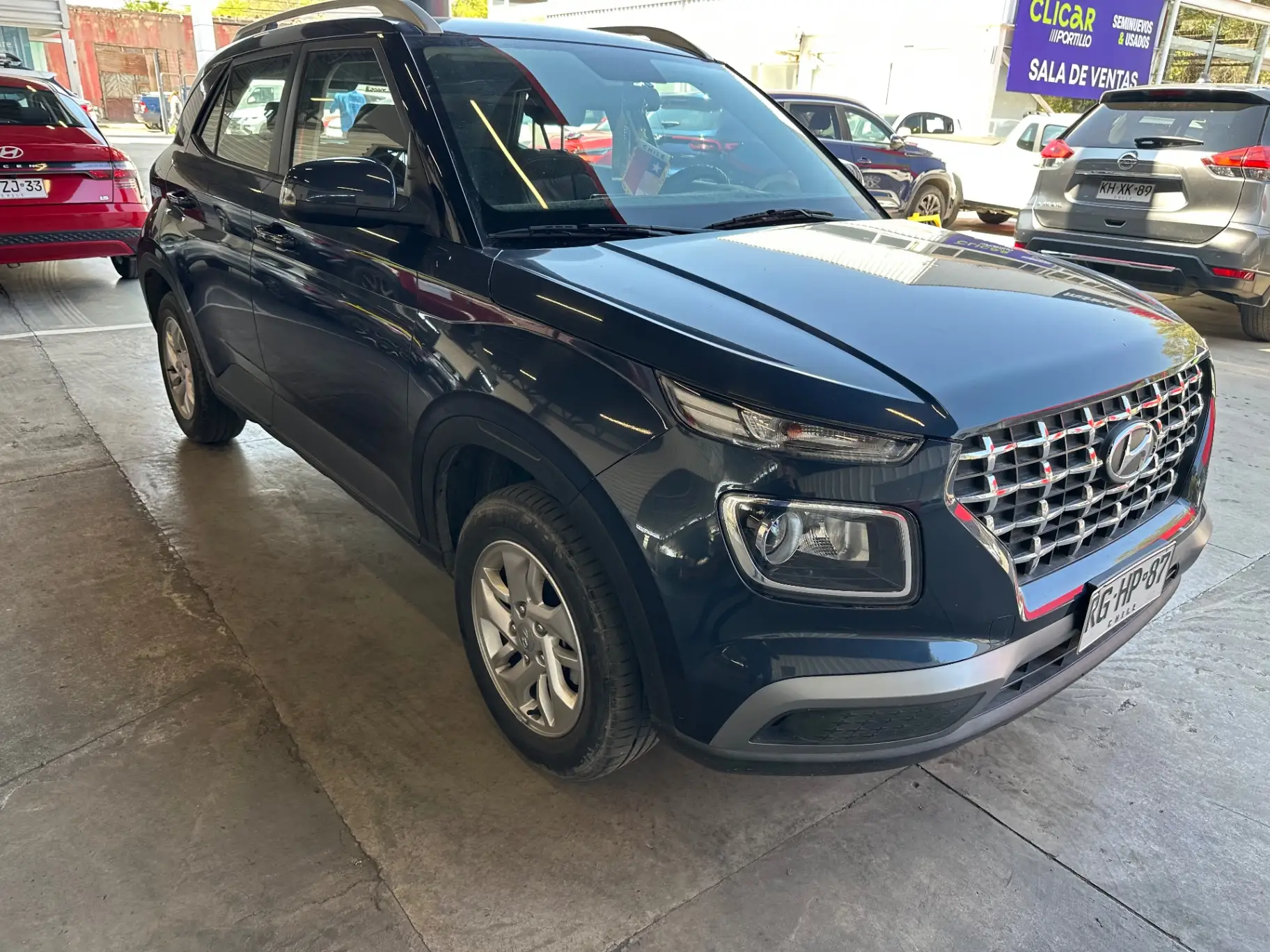 HYUNDAI