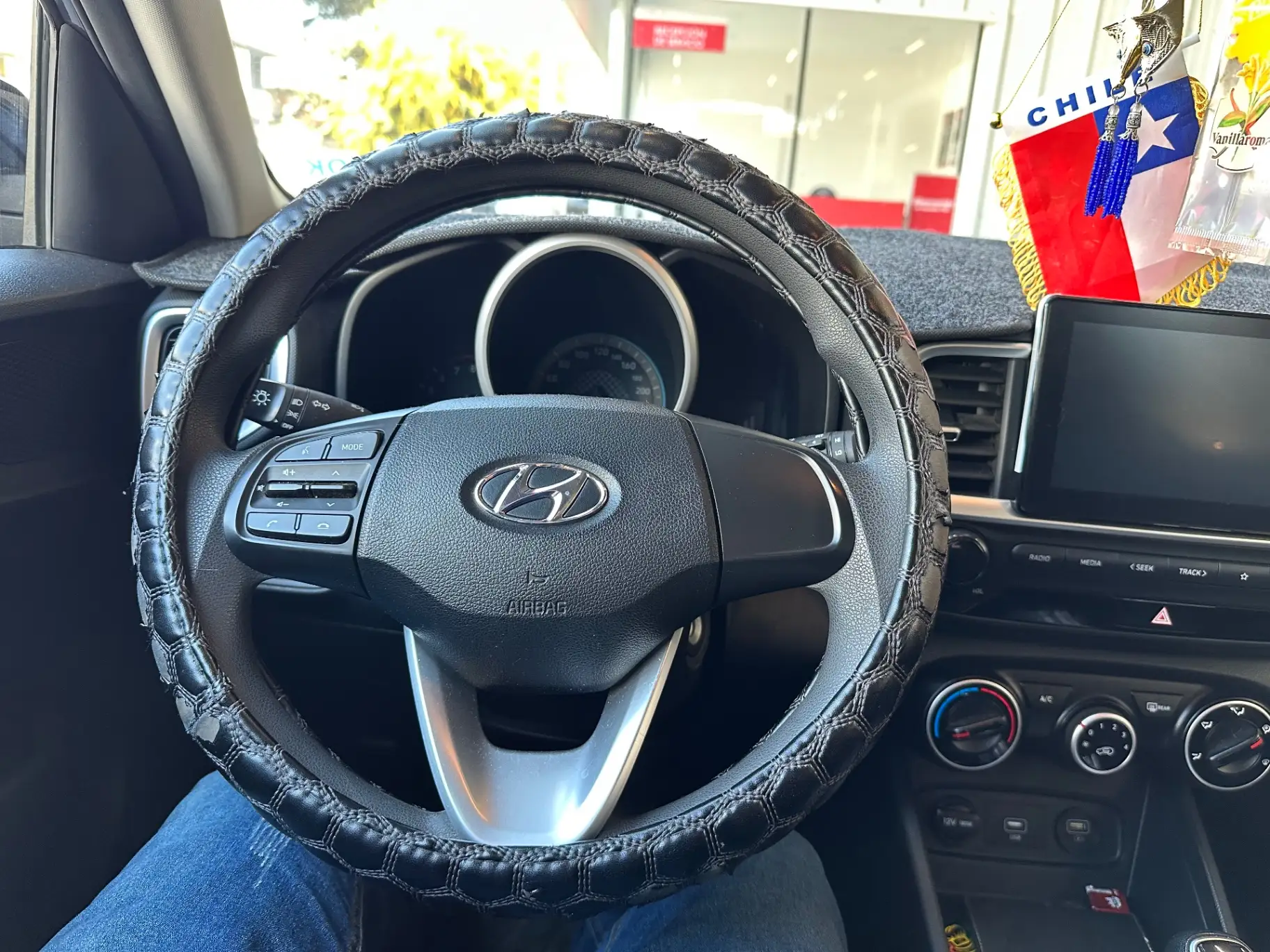 HYUNDAI - 2