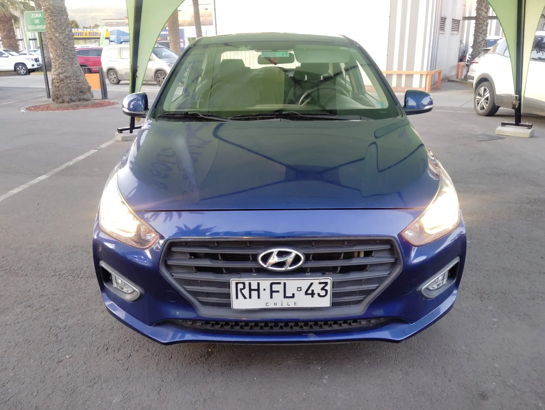 HYUNDAI