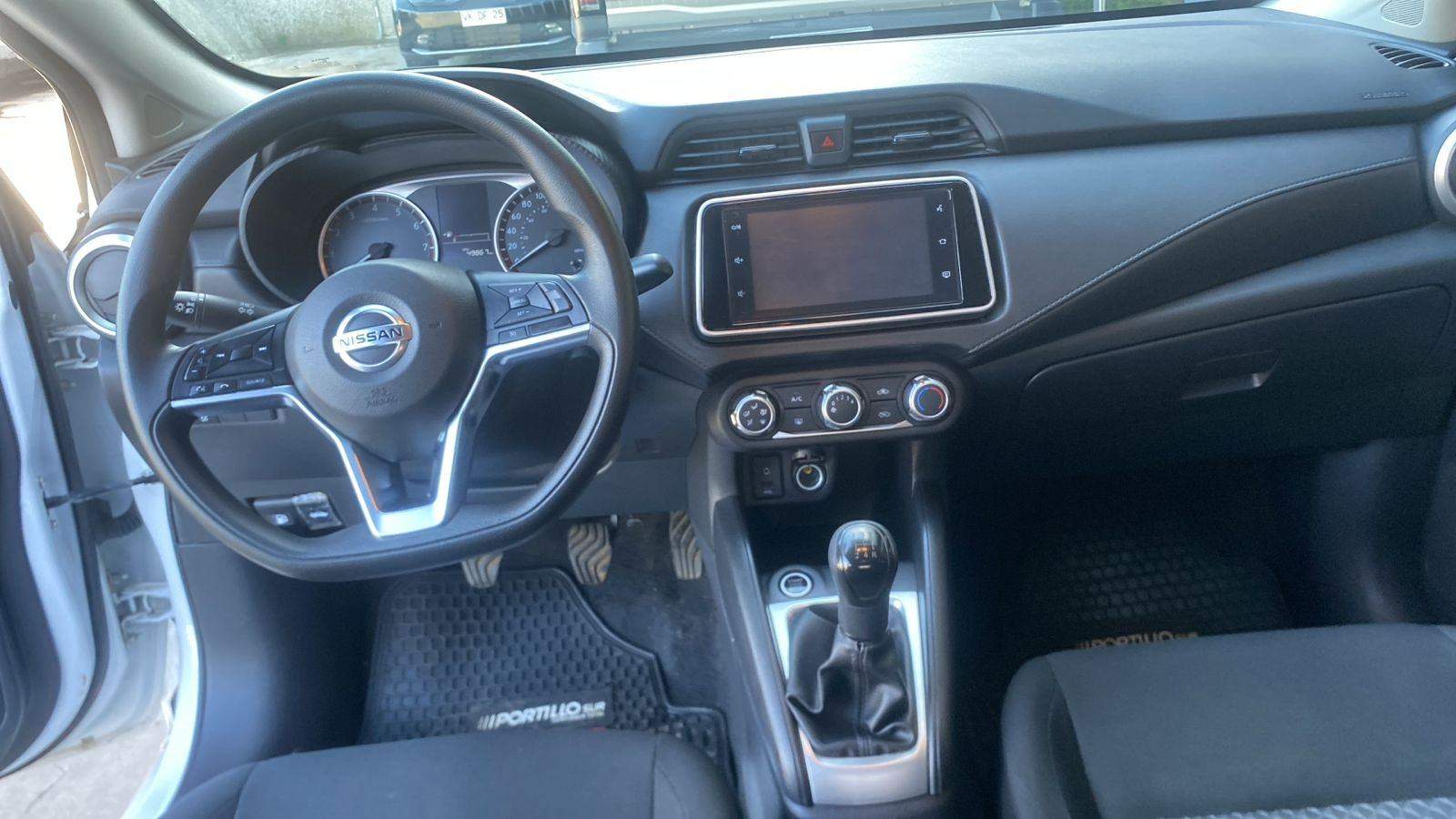 NISSAN - 2