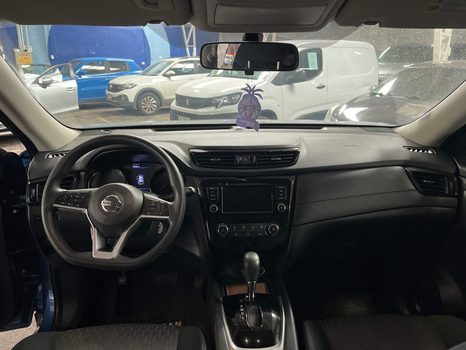 NISSAN - 2