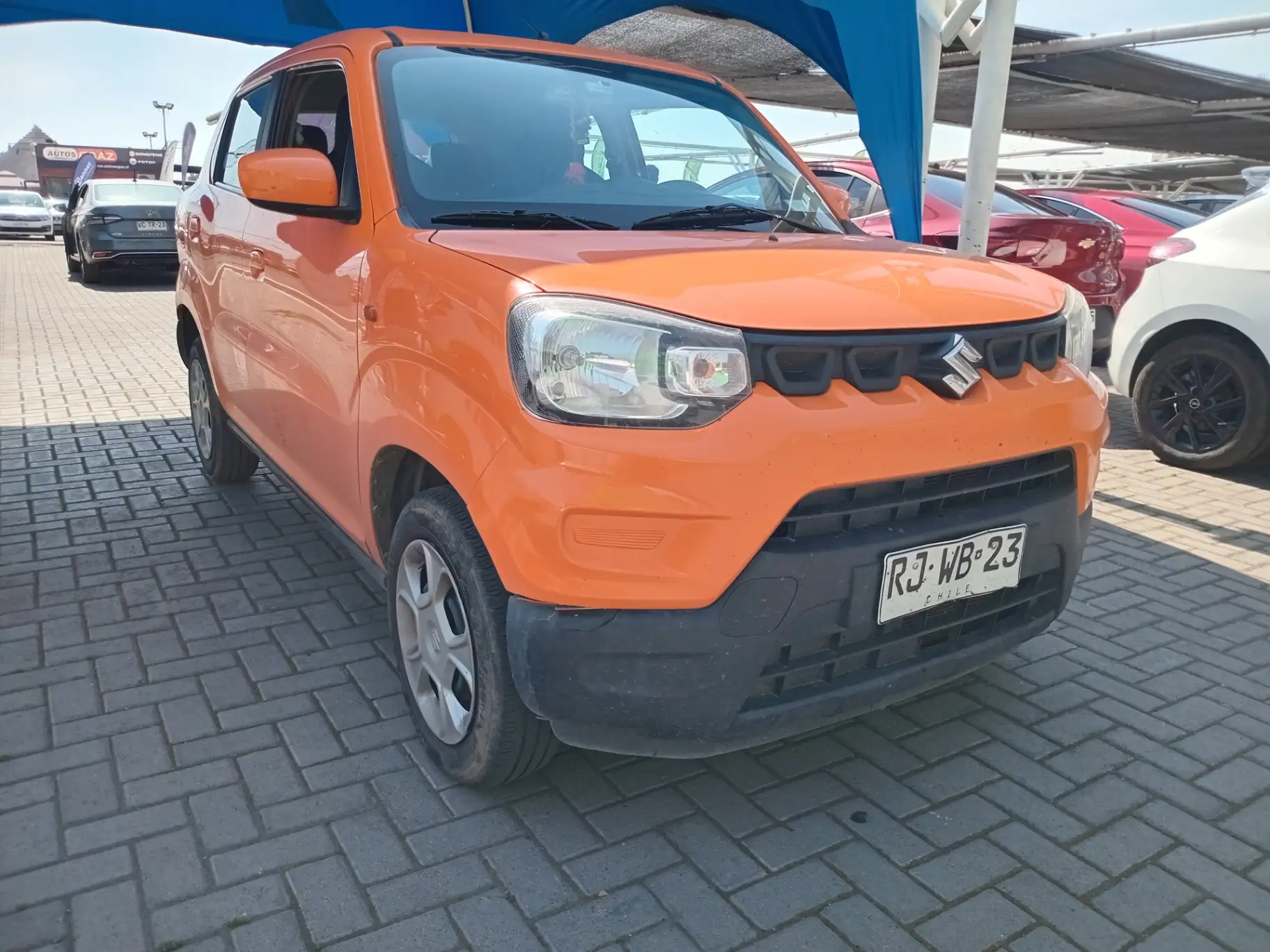 SUZUKI