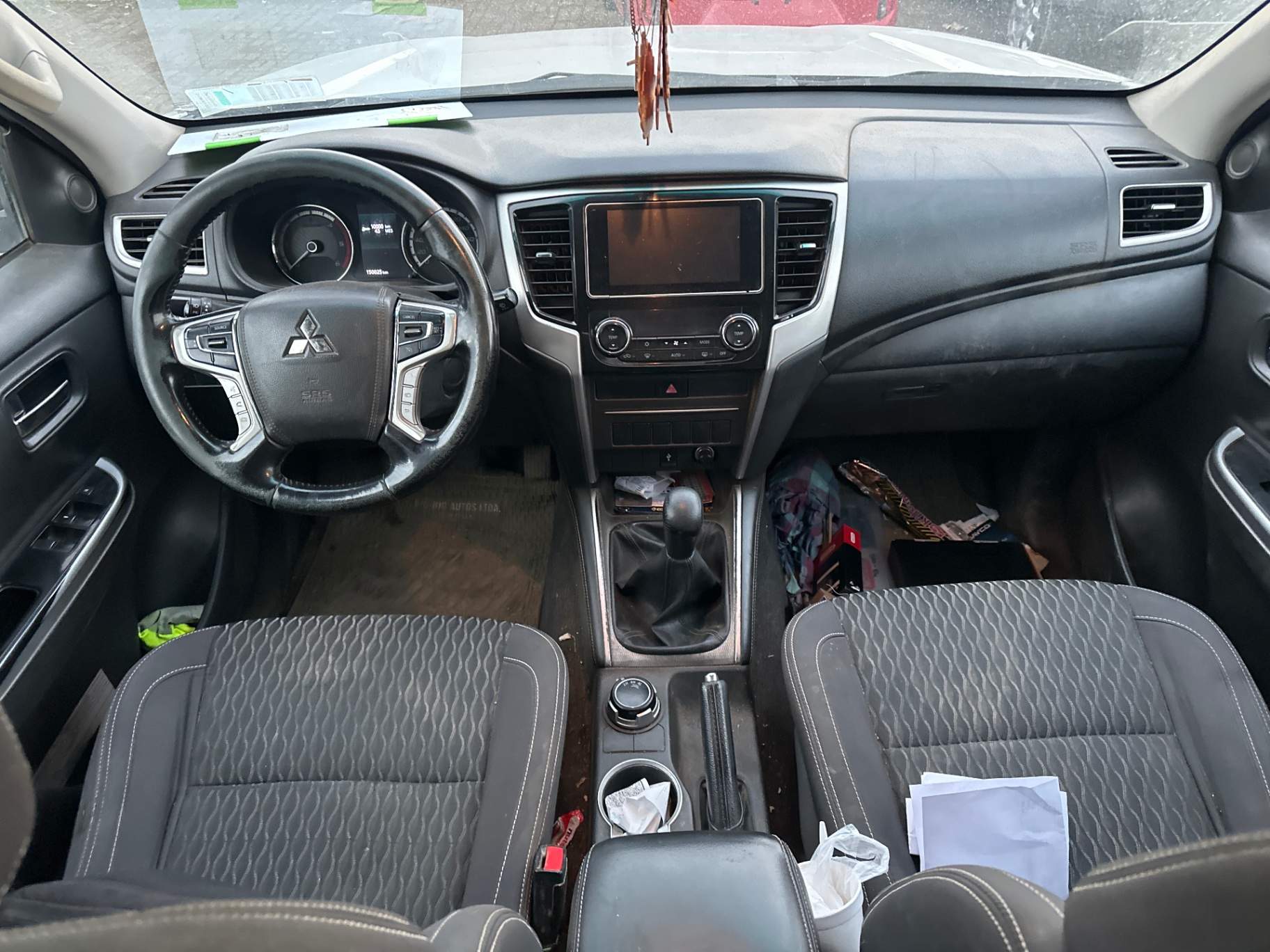 MITSUBISHI - 2
