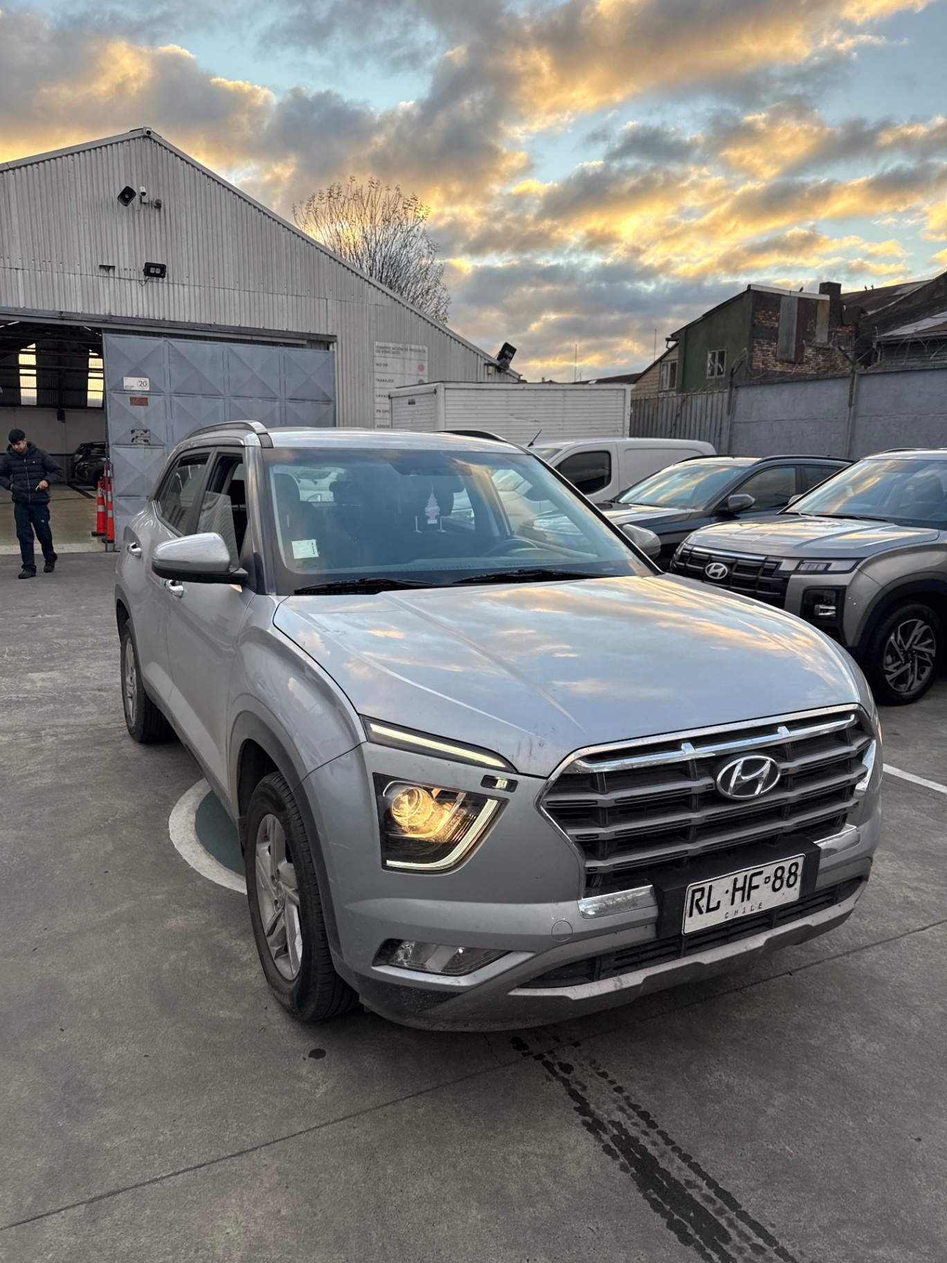 HYUNDAI