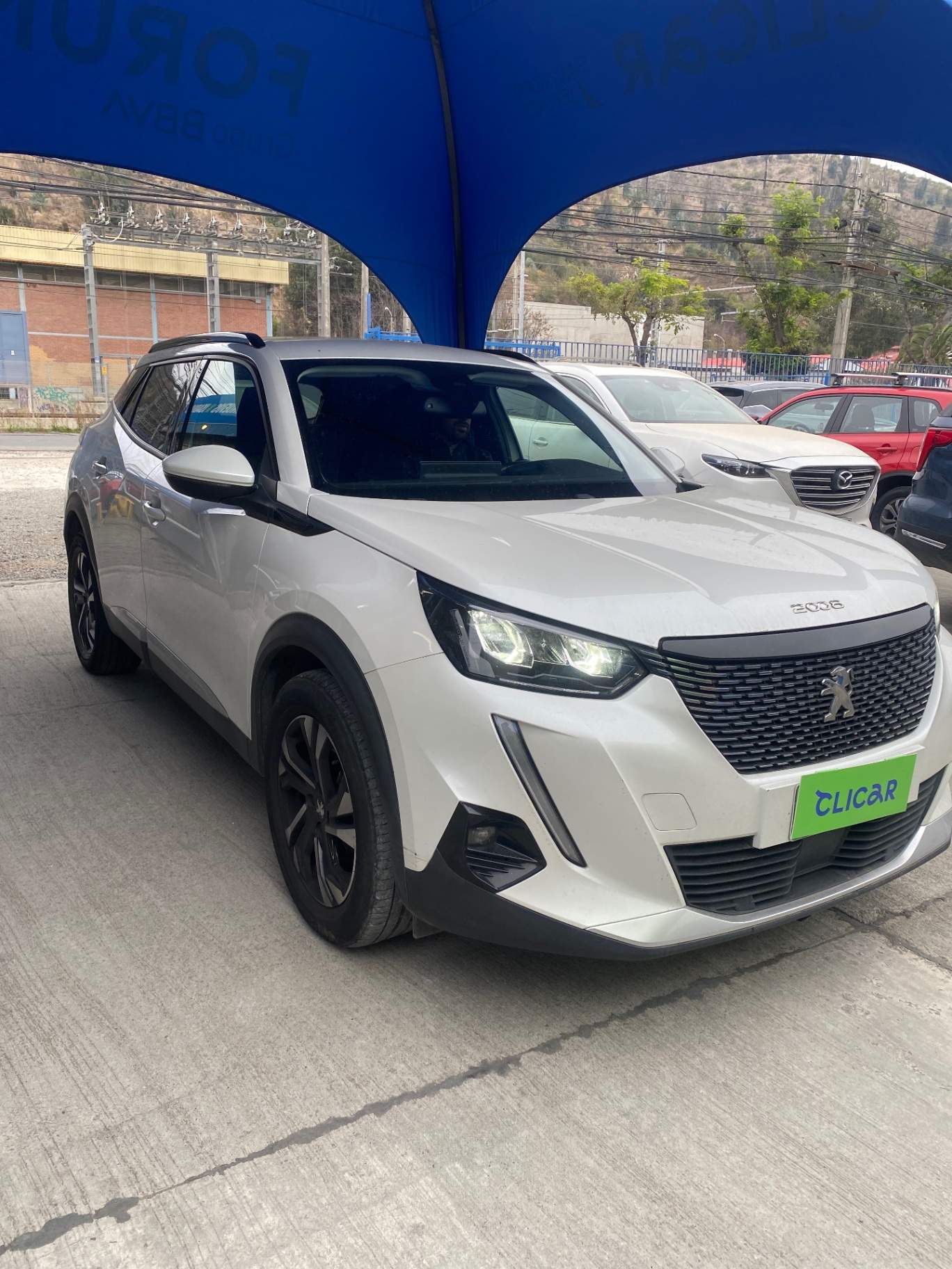 PEUGEOT