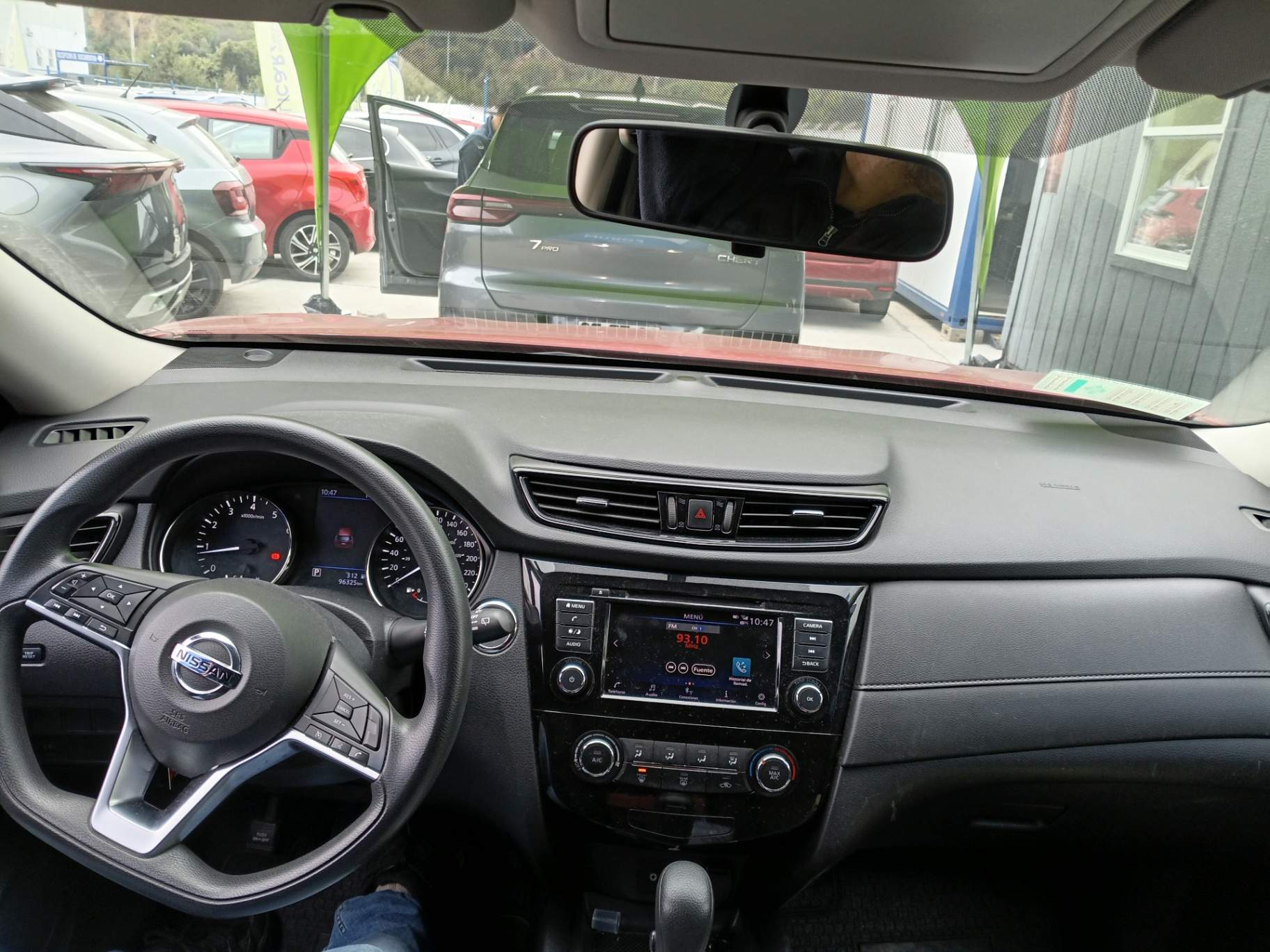 NISSAN - 2