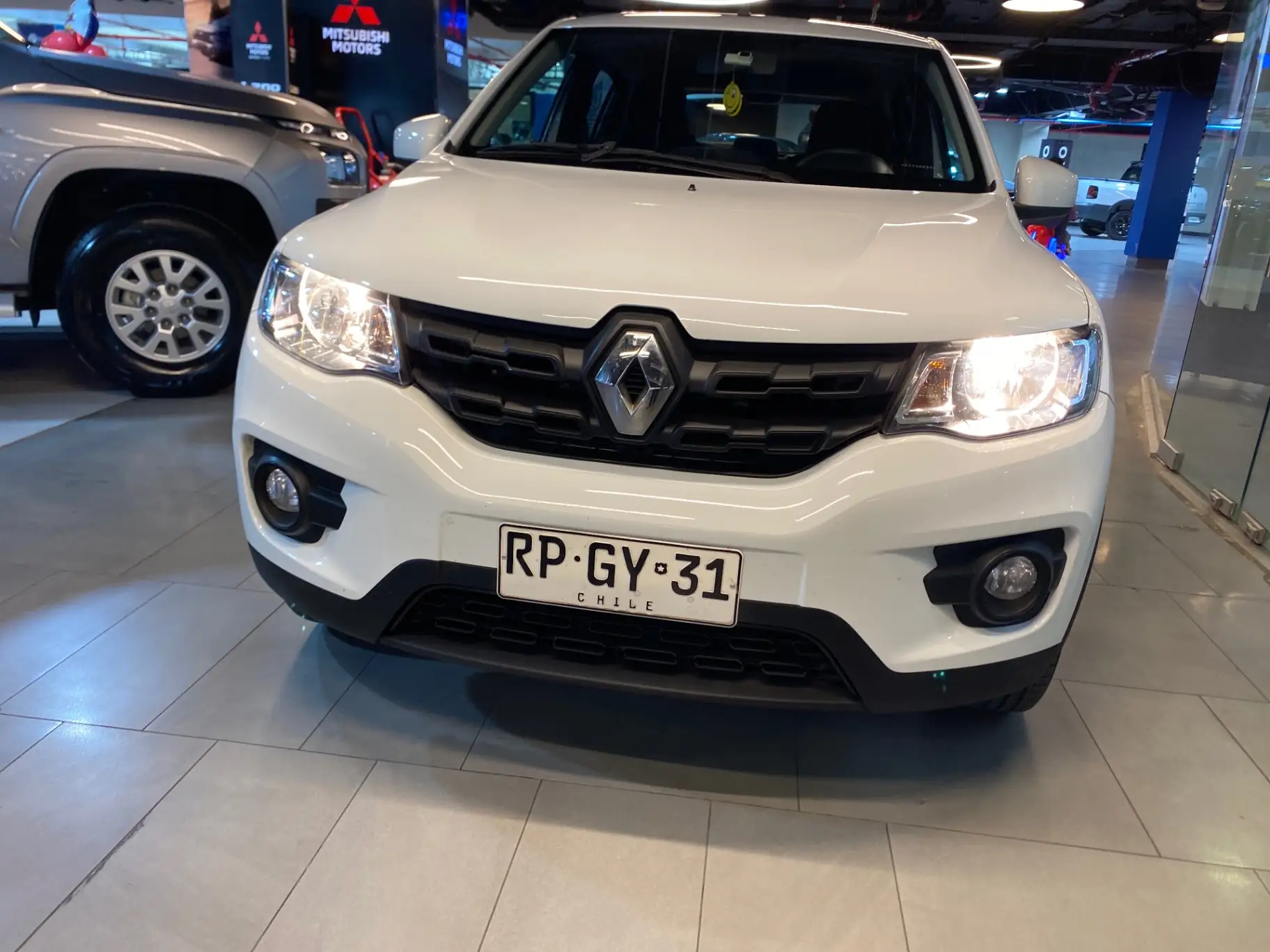 RENAULT - 1